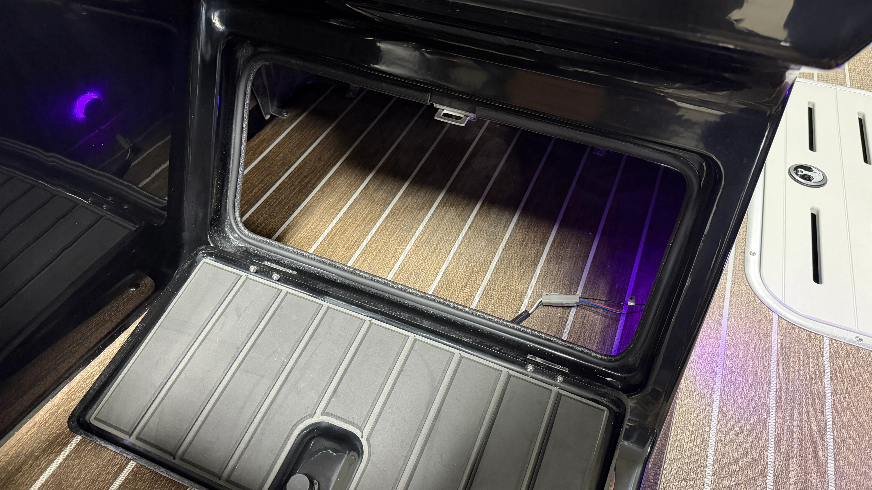 2026 Premier 250SOLARIS Image Thumbnail #48