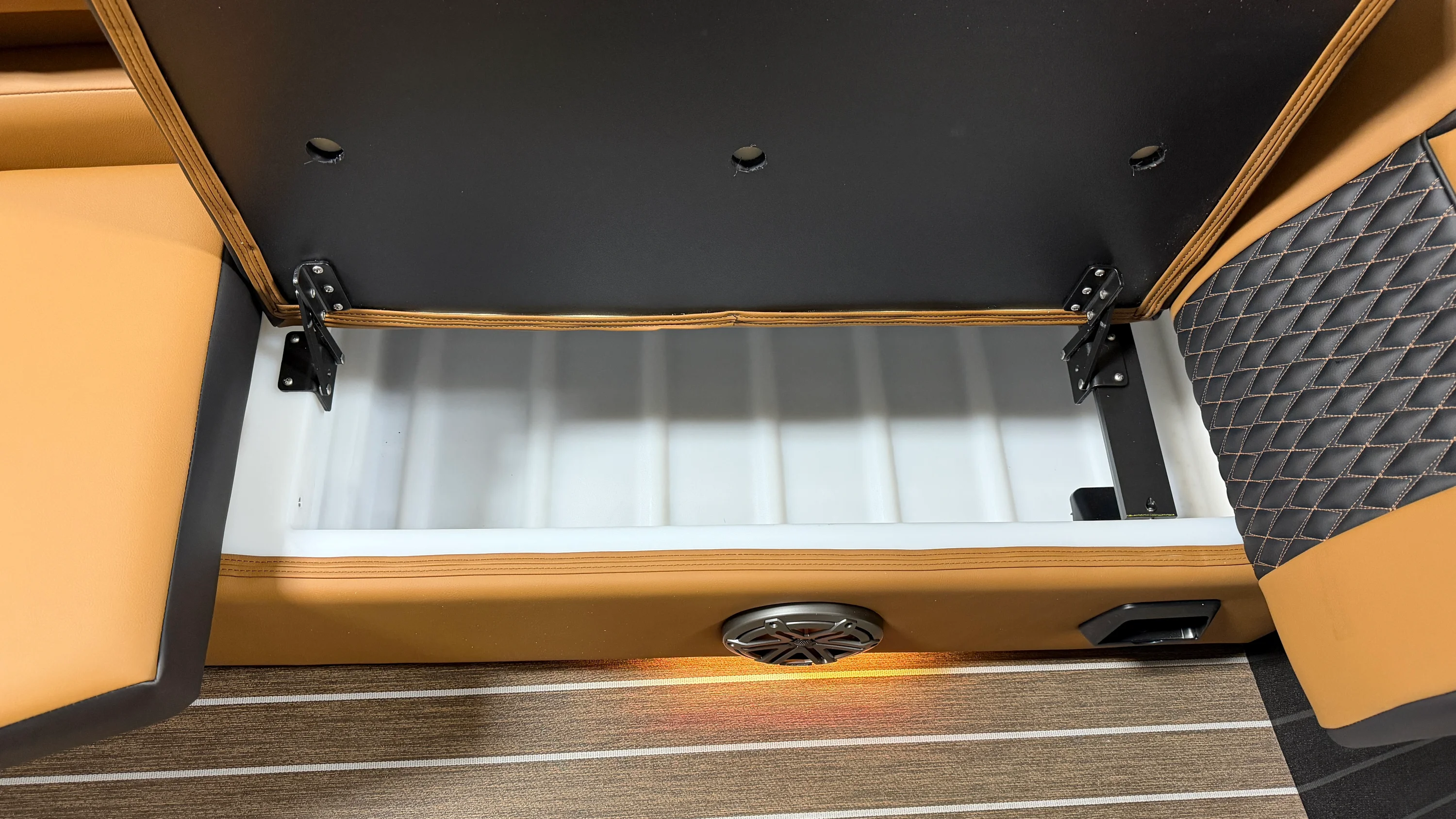 2026 Premier 250SOLARIS Image Thumbnail #16