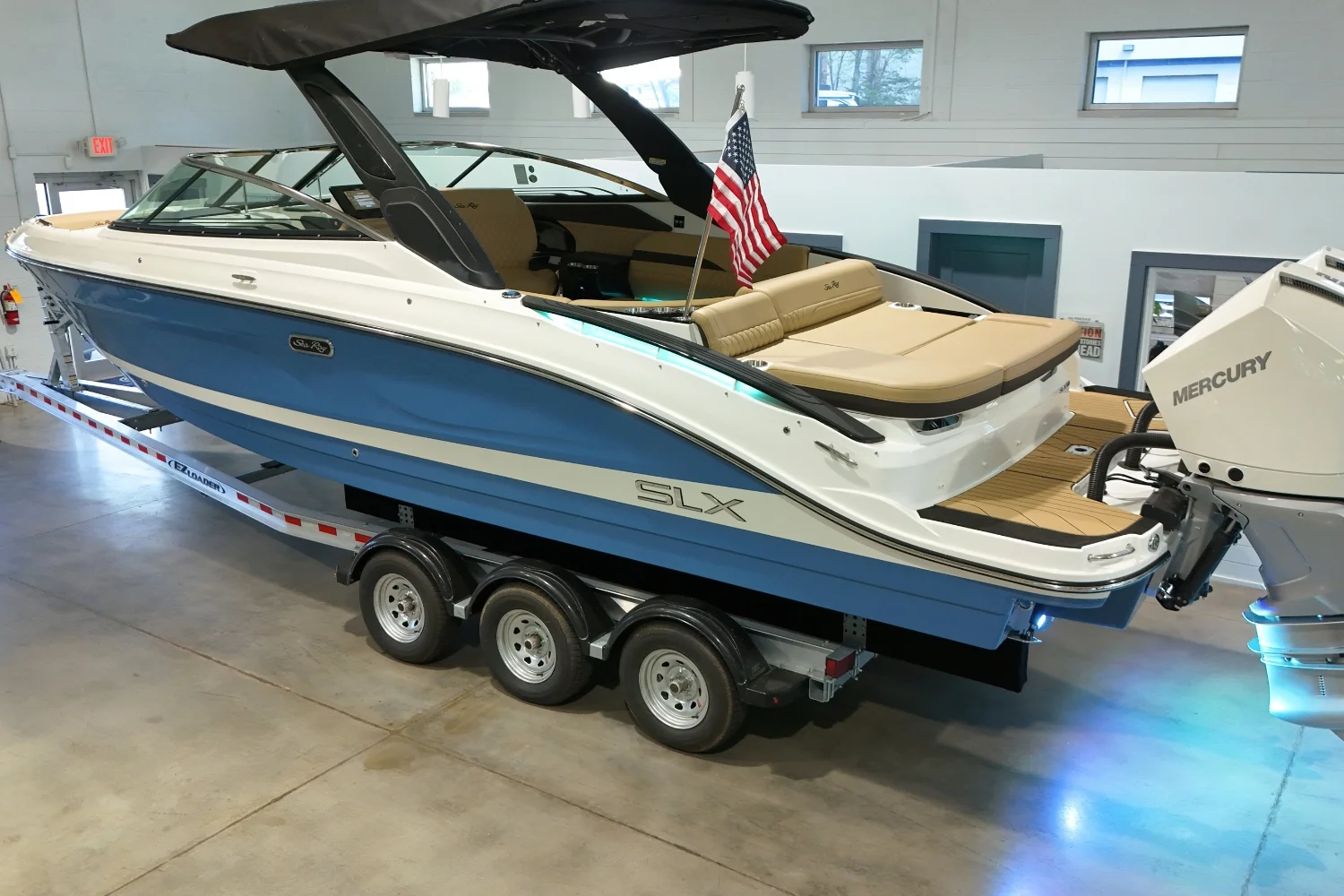 2026 Sea Ray SLX 280 Outboard Image Thumbnail #4