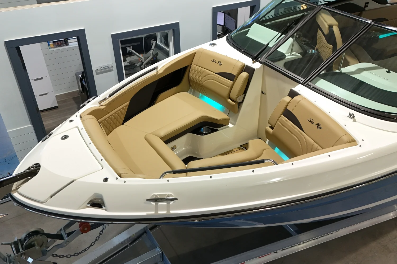 2026 Sea Ray SLX 280 Outboard Image Thumbnail #28