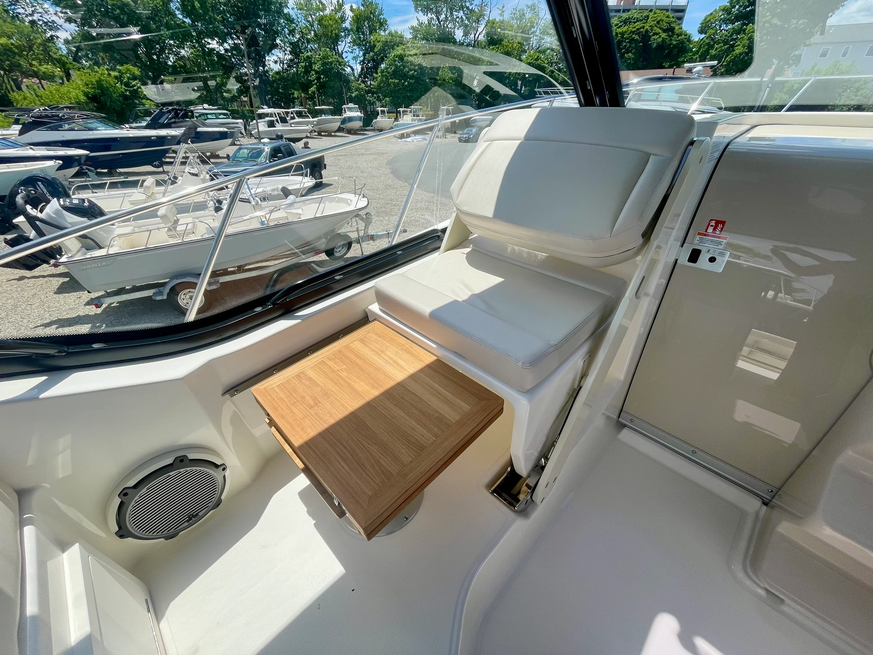 2026 Boston Whaler 325 Conquest Image Thumbnail #16