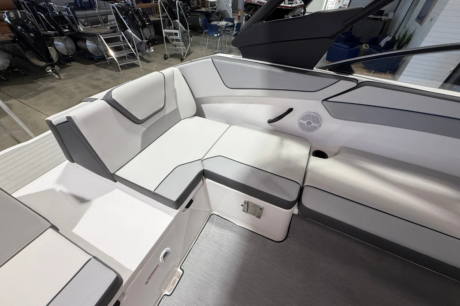 2026 Yamaha AR220 Image Thumbnail #9