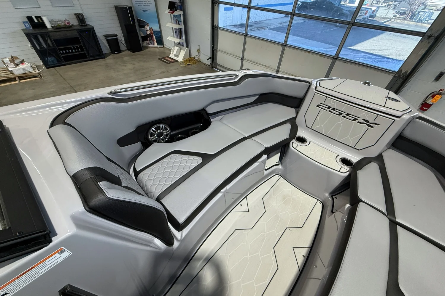 2026 Yamaha 255XD Image Thumbnail #26