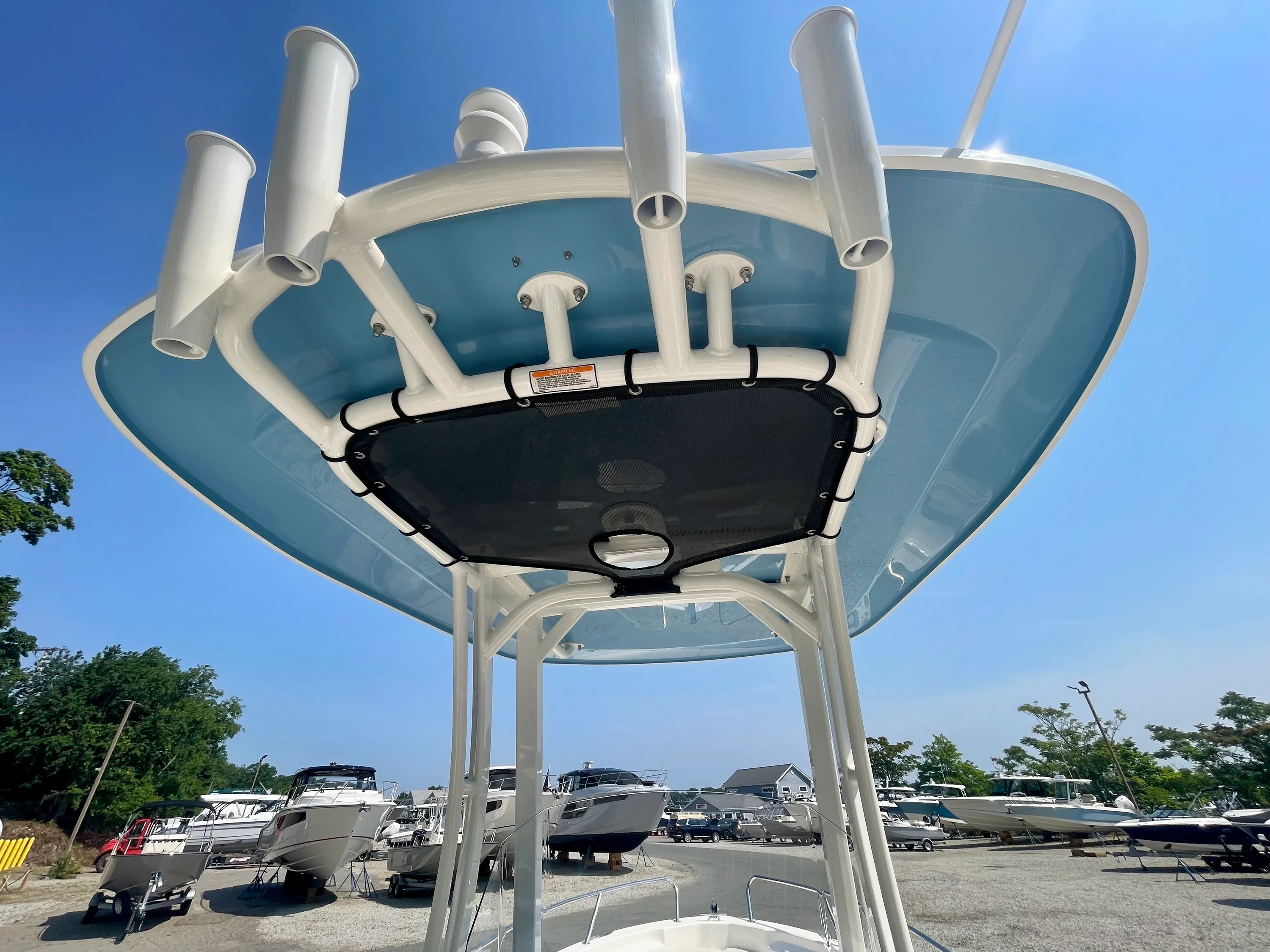 2026 Boston Whaler 220 Dauntless Image Thumbnail #7