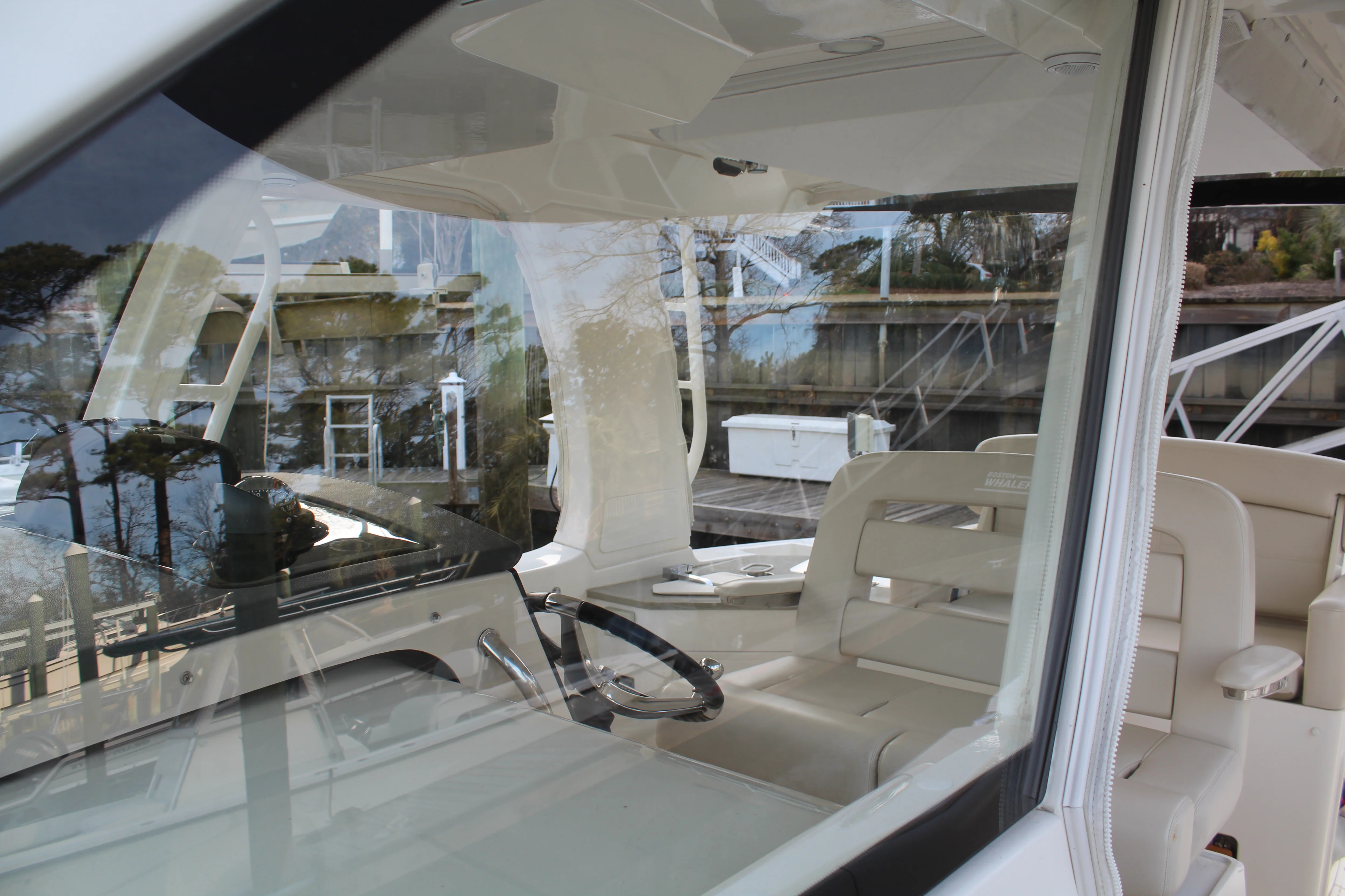 2021 Boston Whaler 350 REALM Image Thumbnail #7