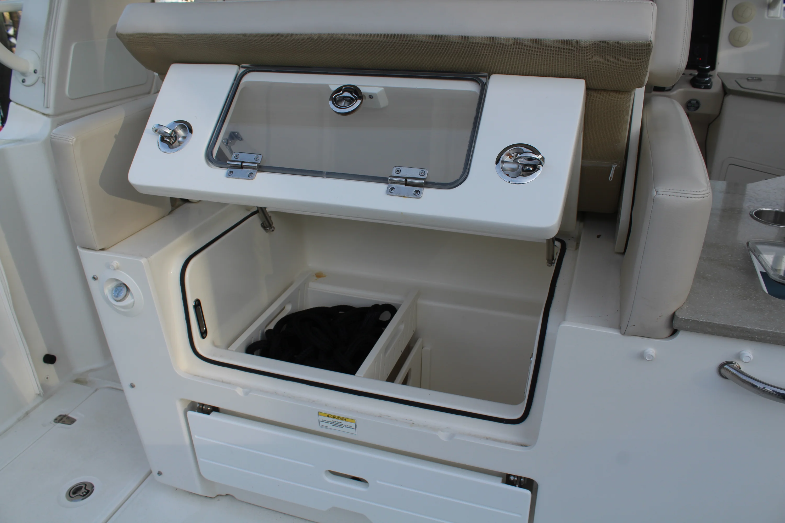 2021 Boston Whaler 350 REALM Image Thumbnail #12