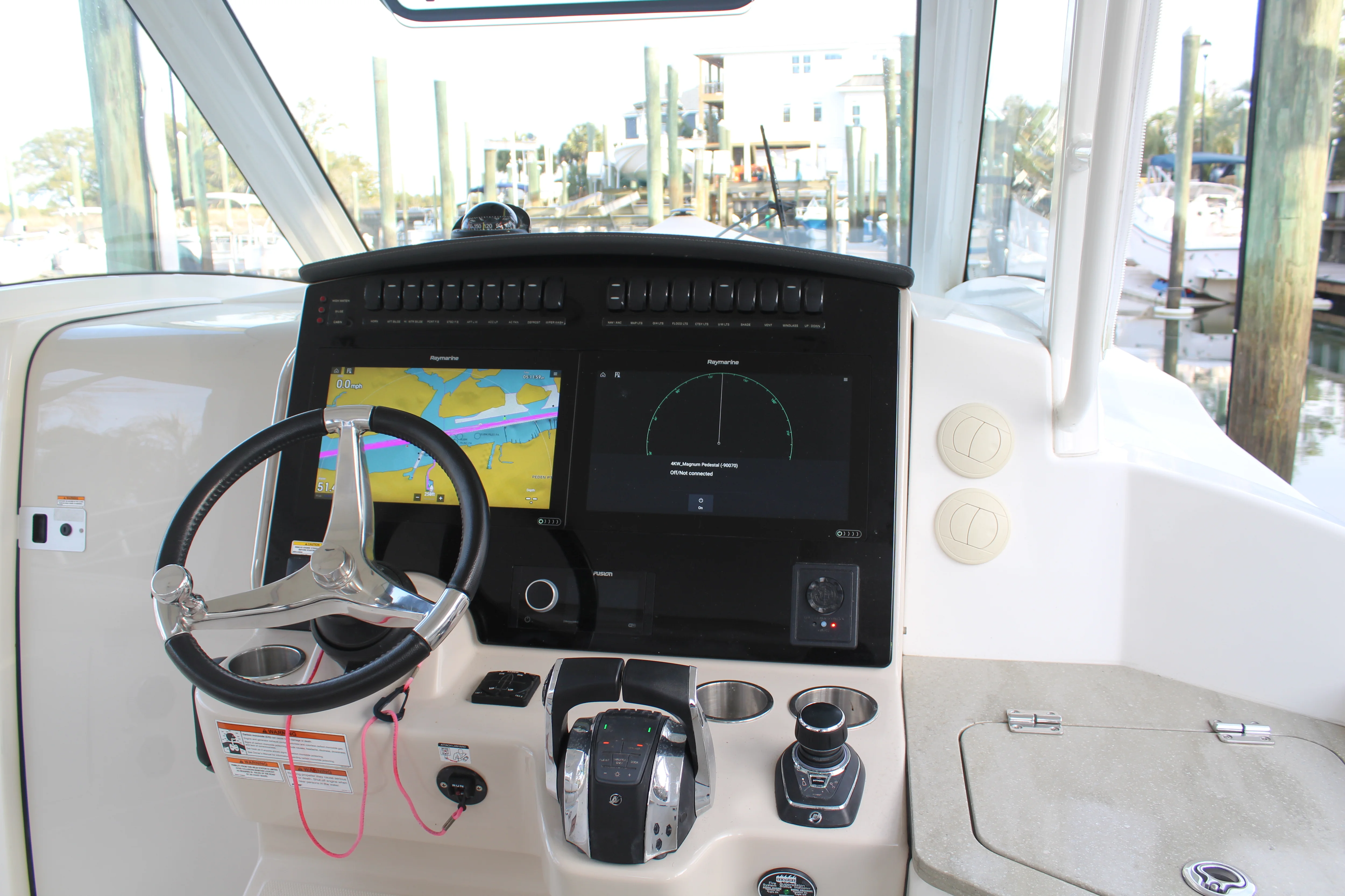 2021 Boston Whaler 350 REALM Image Thumbnail #6