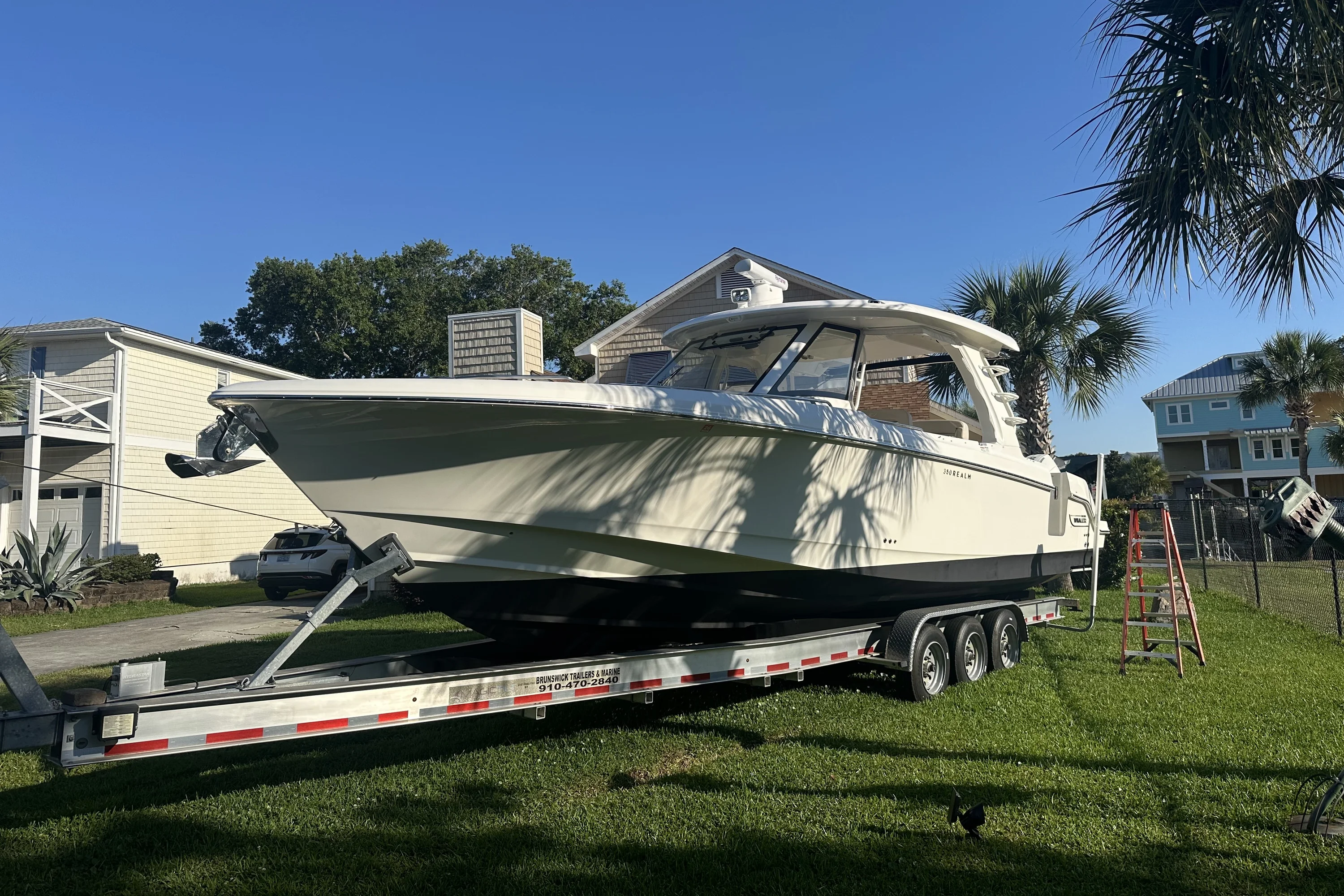 2021 Boston Whaler 350 REALM Image Thumbnail #1