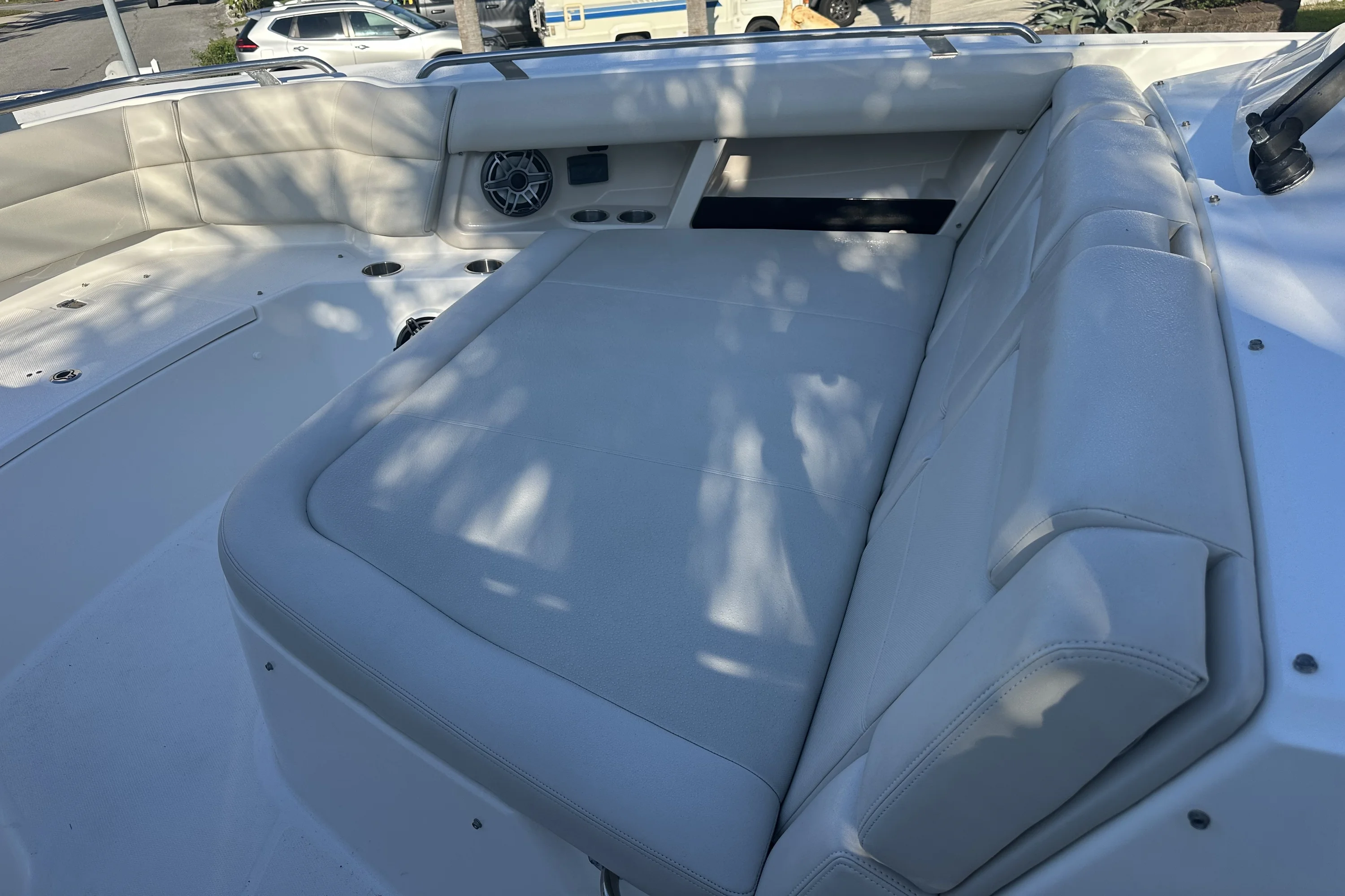 2021 Boston Whaler 350 REALM Image Thumbnail #9