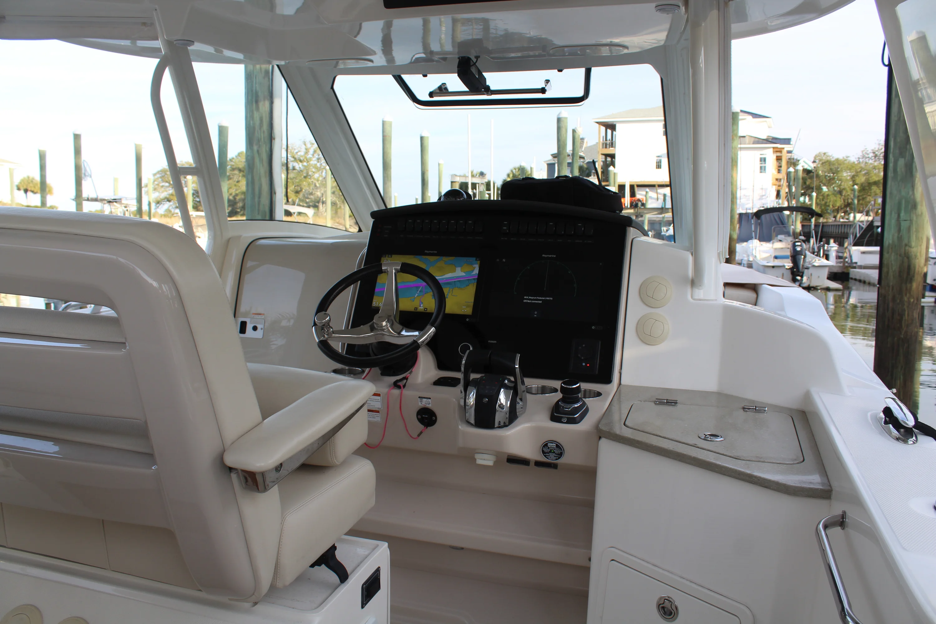 2021 Boston Whaler 350 REALM Image Thumbnail #13