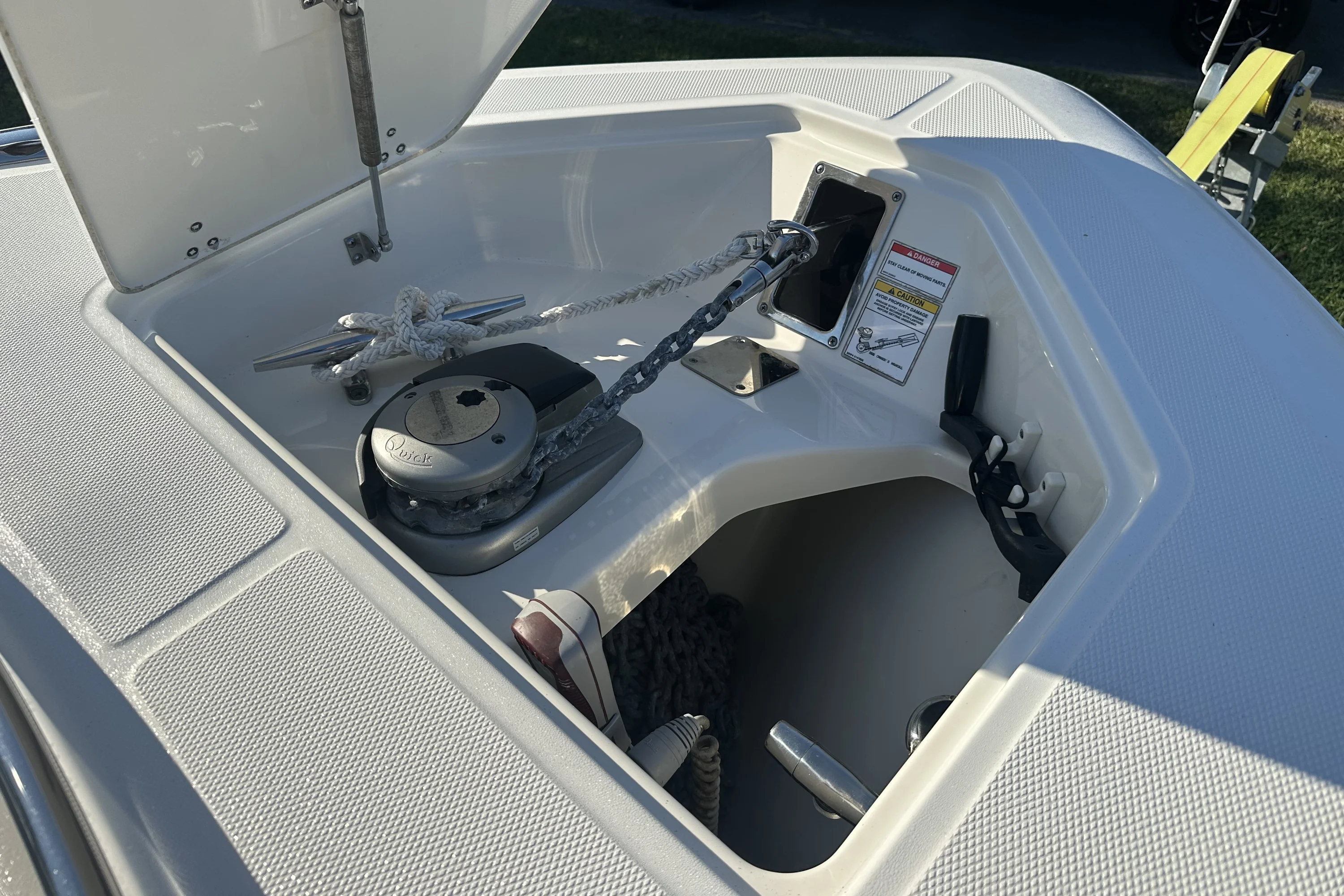 2021 Boston Whaler 350 REALM Image Thumbnail #7