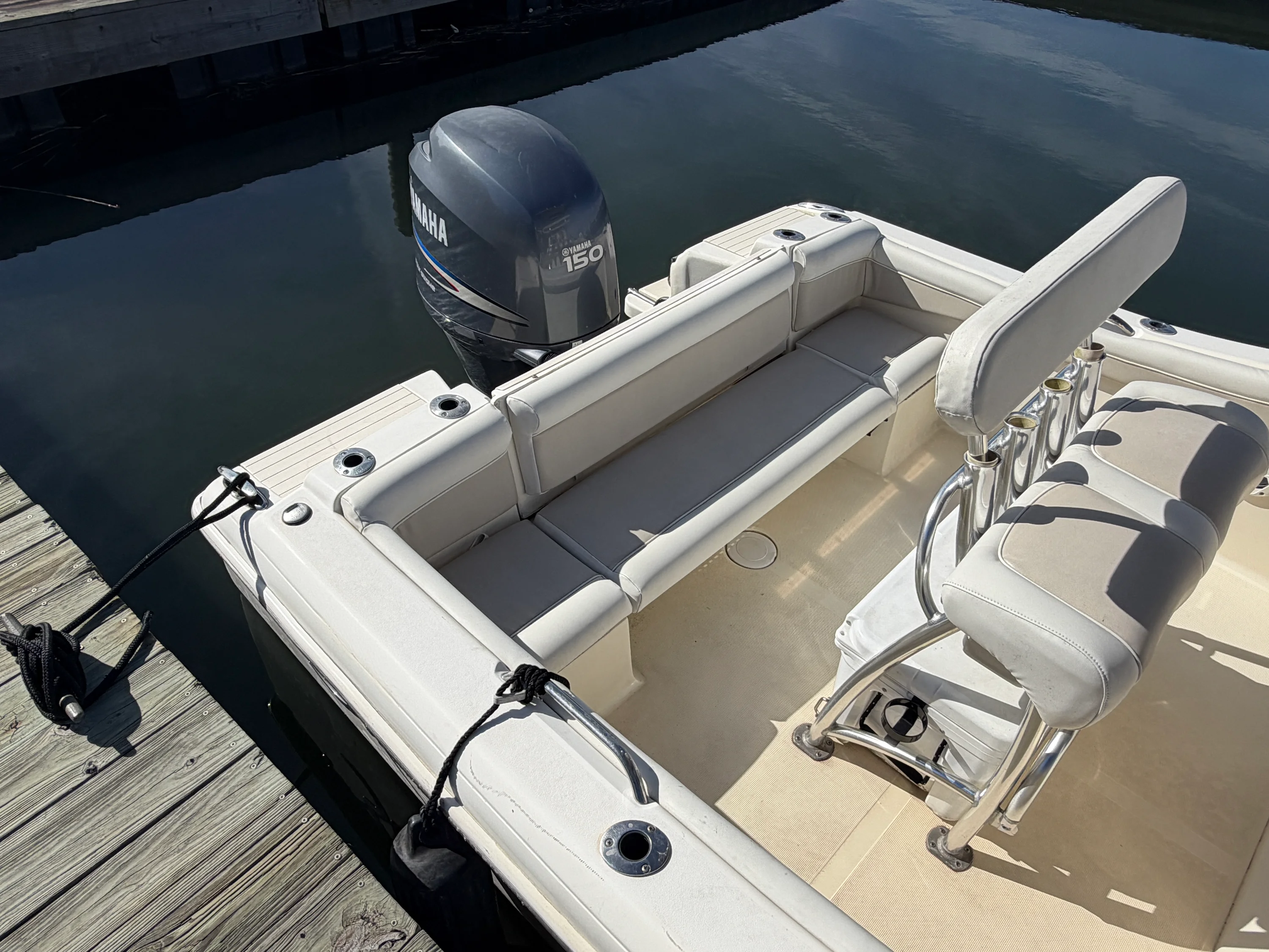 2011 Scout 210 XSF Image Thumbnail #4