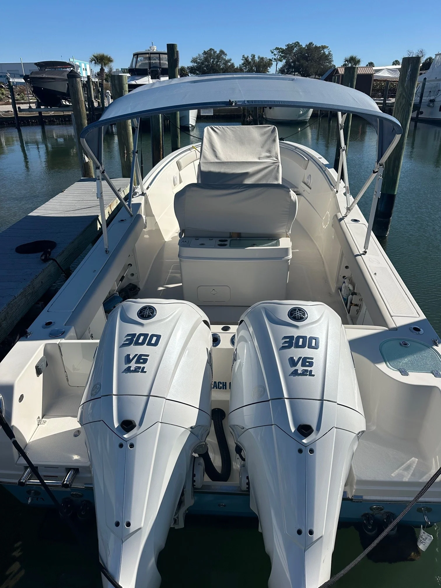 2022 Sailfish 32 CC Image Thumbnail #4