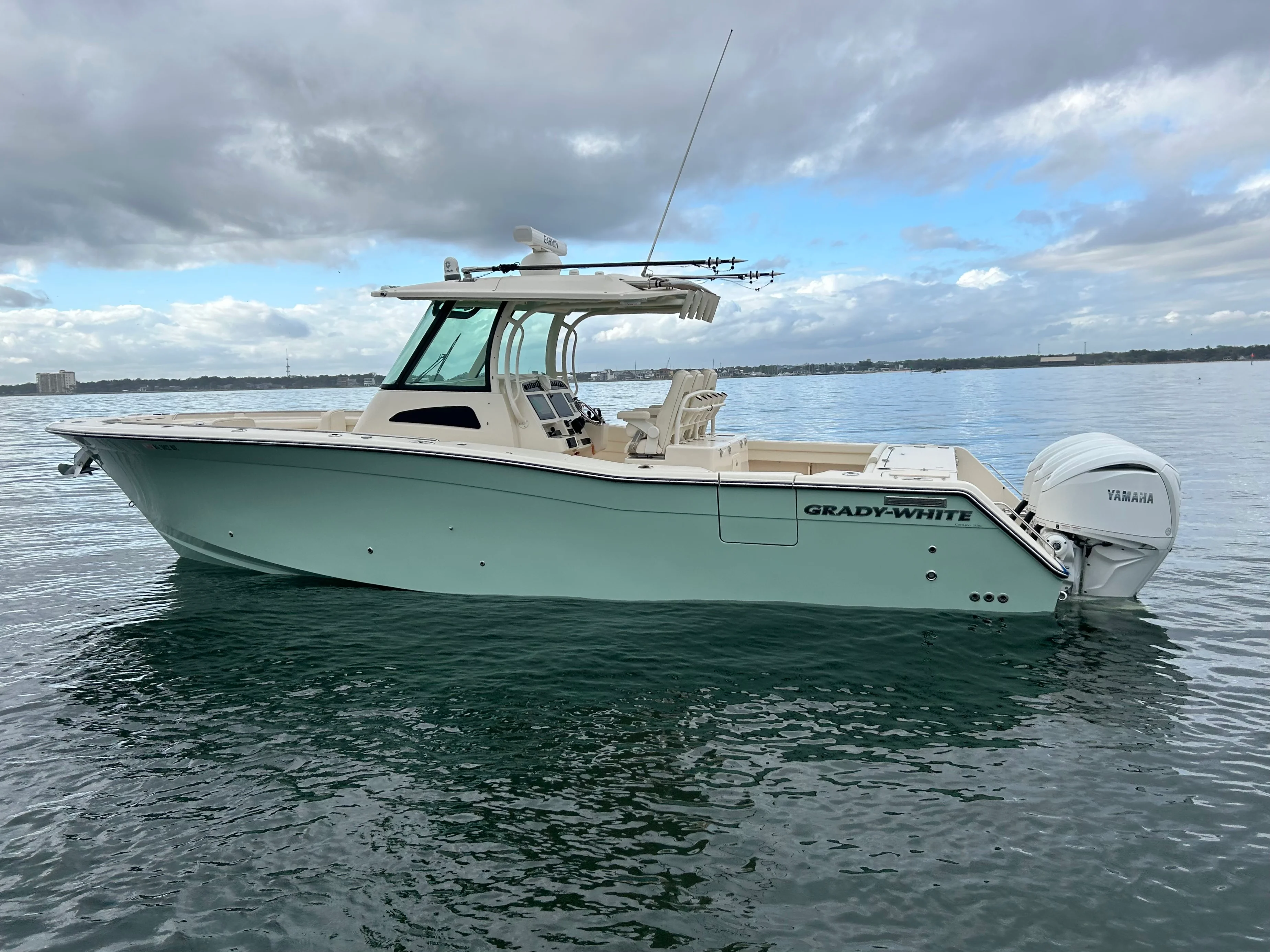 2023 Grady-White Canyon 336 Image Thumbnail #2