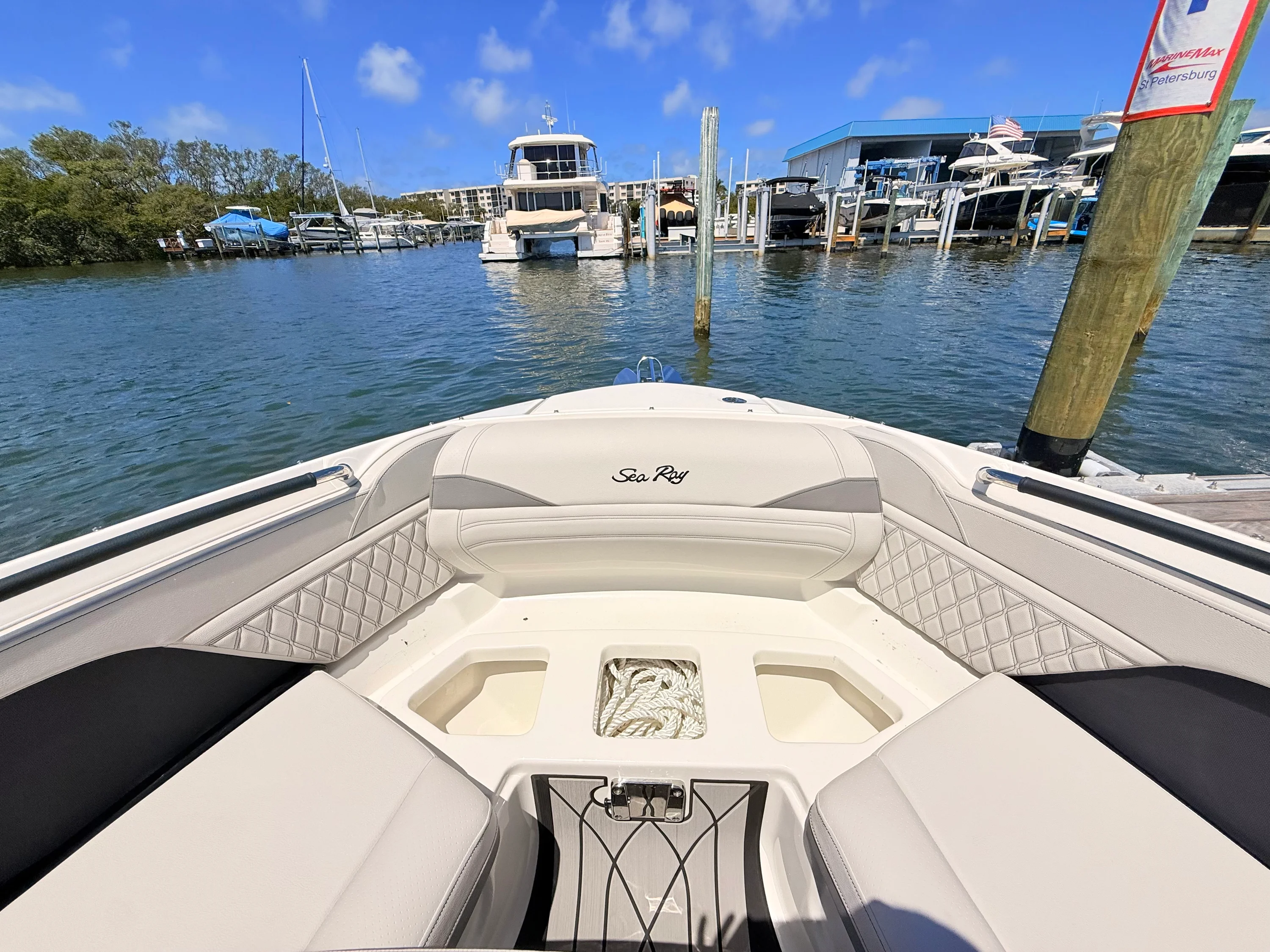 2026 Sea Ray SLX 280 Outboard Image Thumbnail #75
