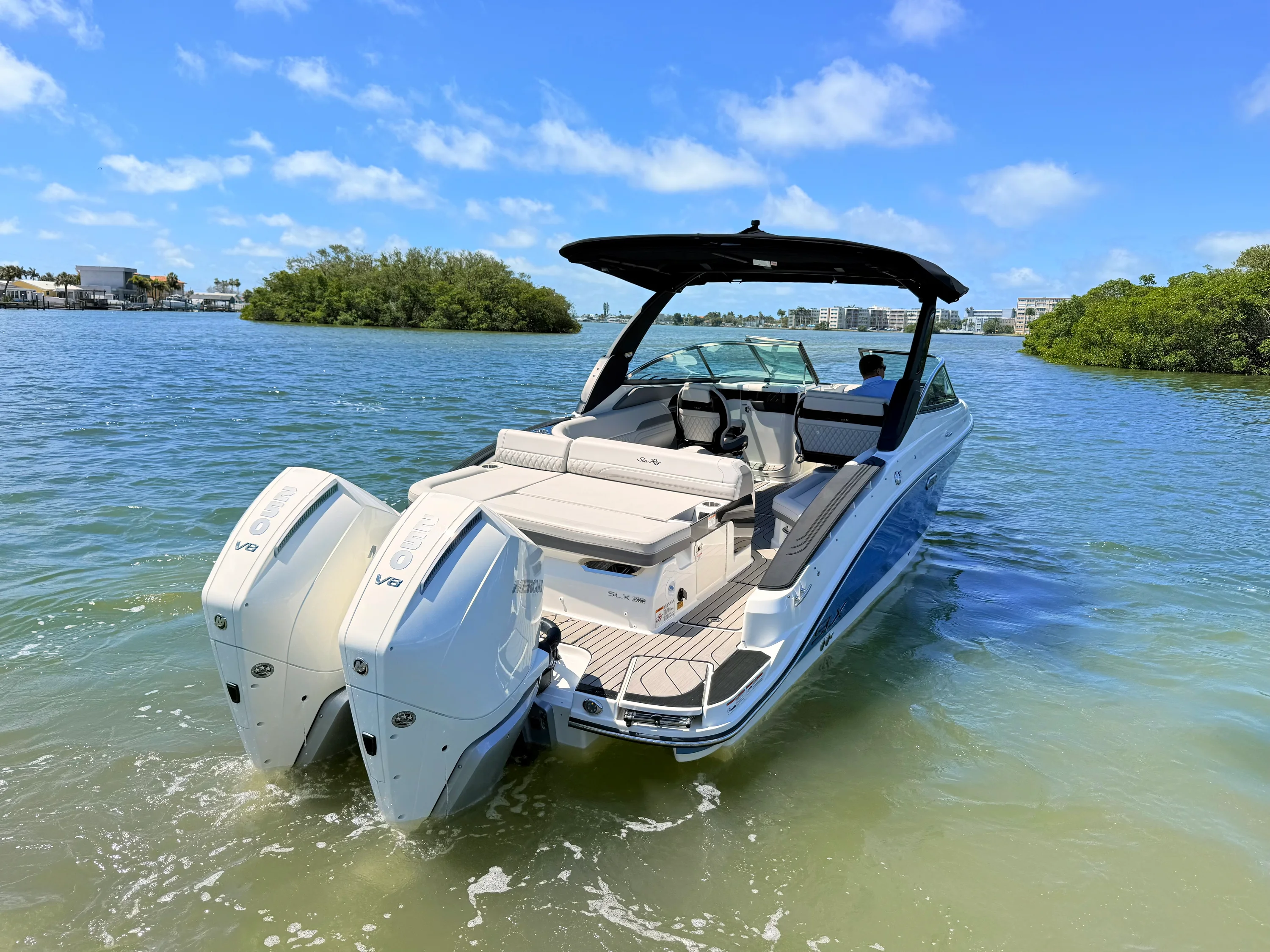 2026 Sea Ray SLX 280 Outboard Image Thumbnail #4