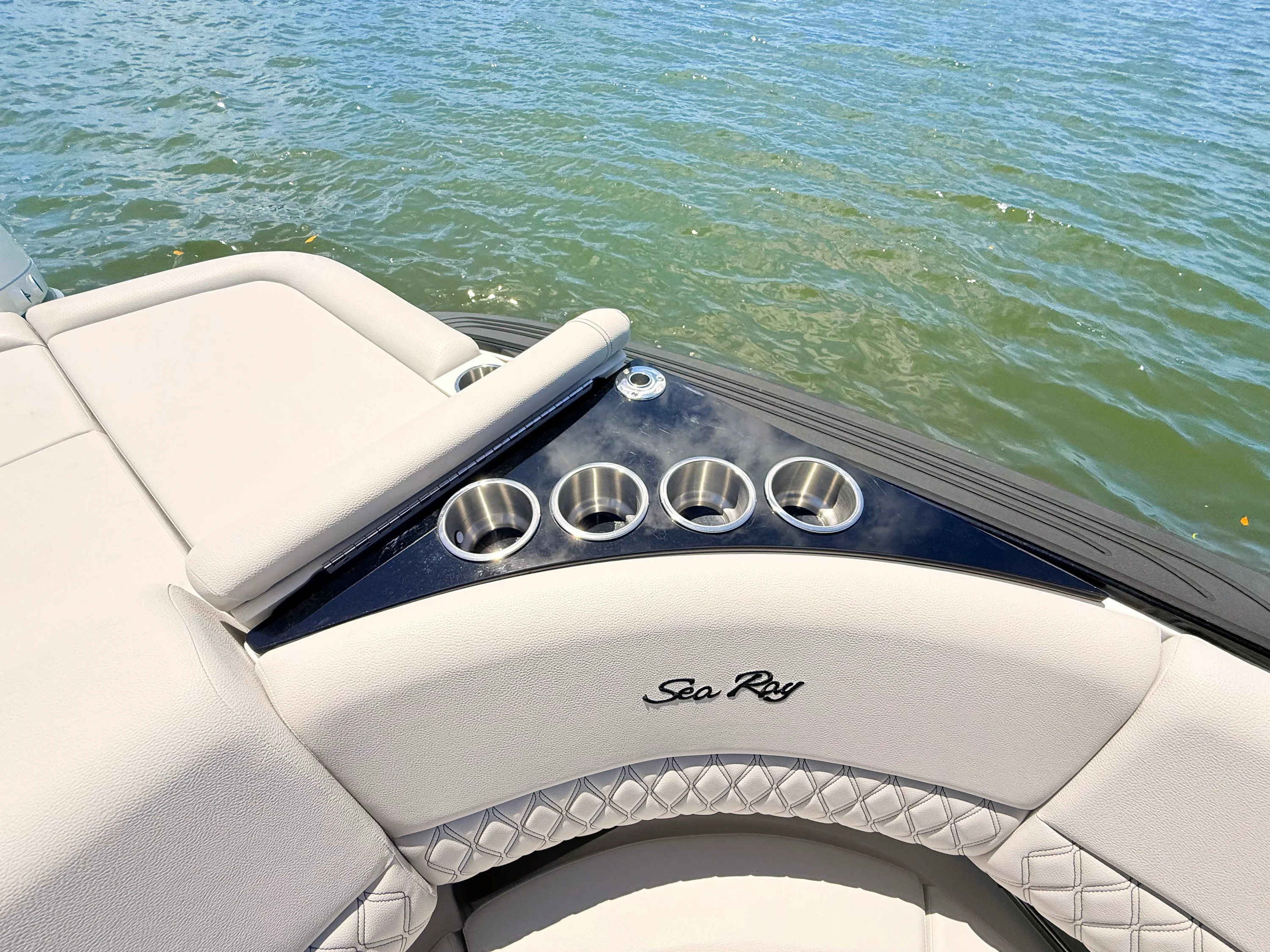 2026 Sea Ray SLX 280 Outboard Image Thumbnail #34