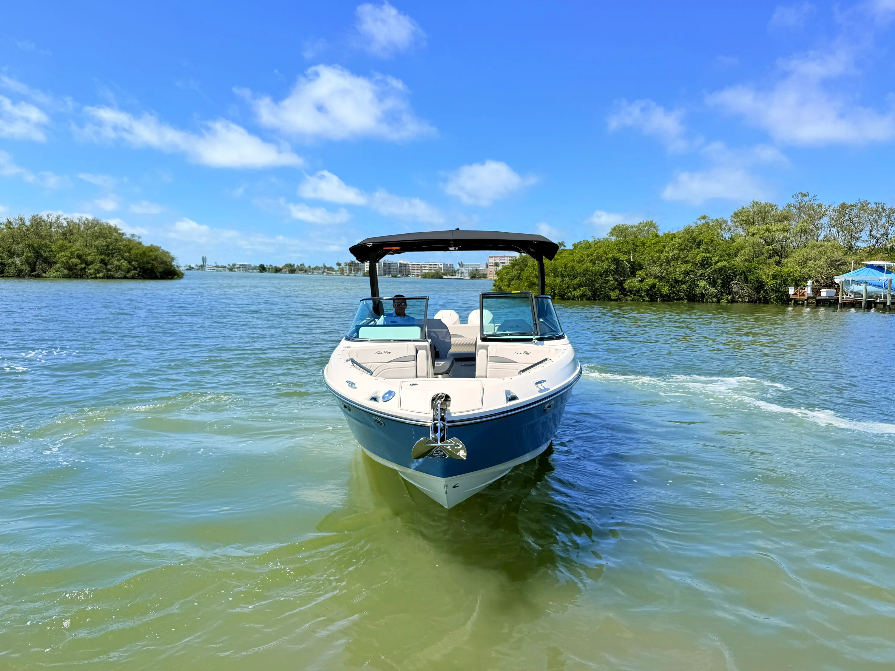 2026 Sea Ray SLX 280 Outboard Image Thumbnail #16