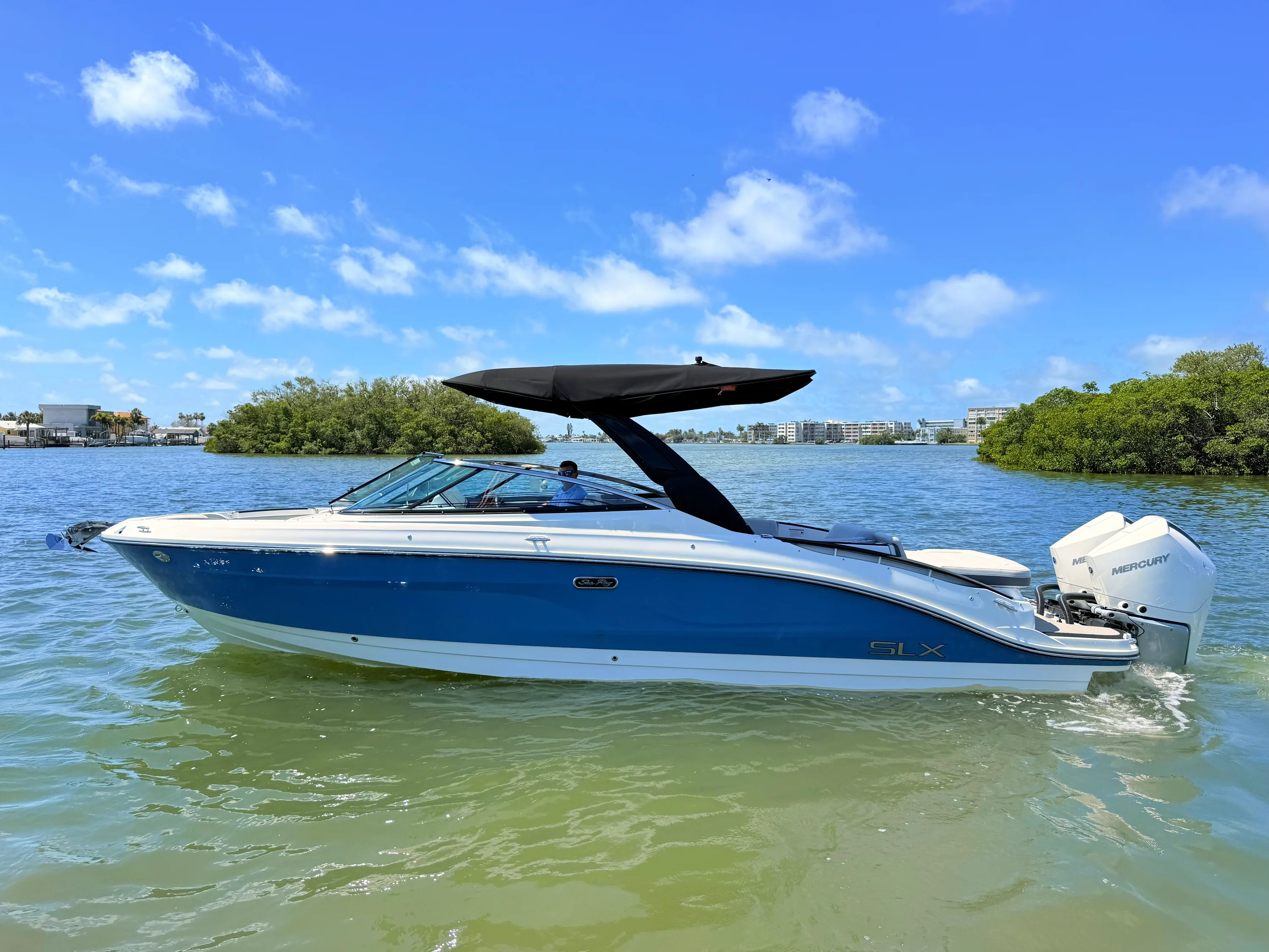 2026 Sea Ray SLX 280 Outboard Image Thumbnail #12