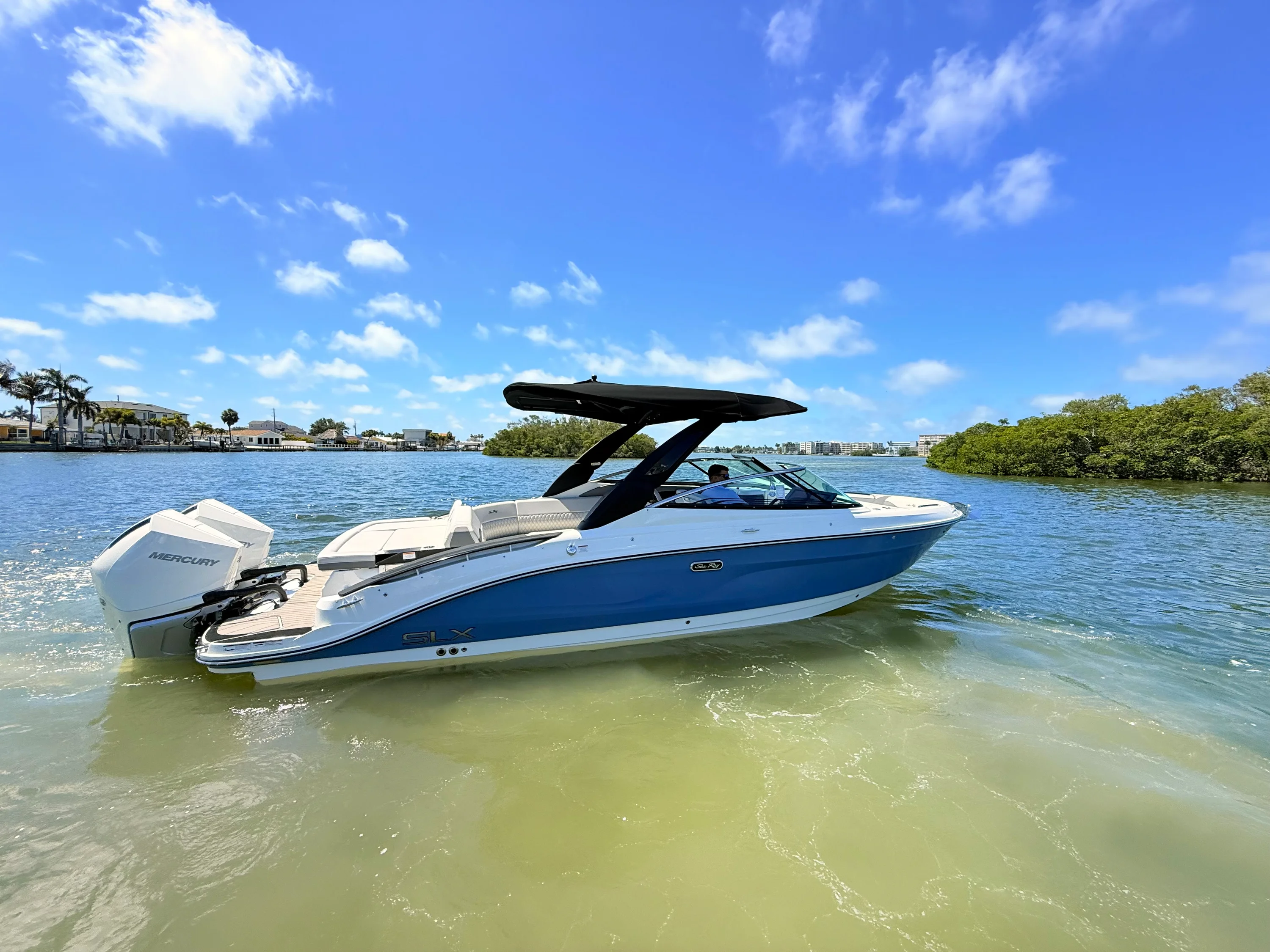 2026 Sea Ray SLX 280 Outboard Image Thumbnail #2