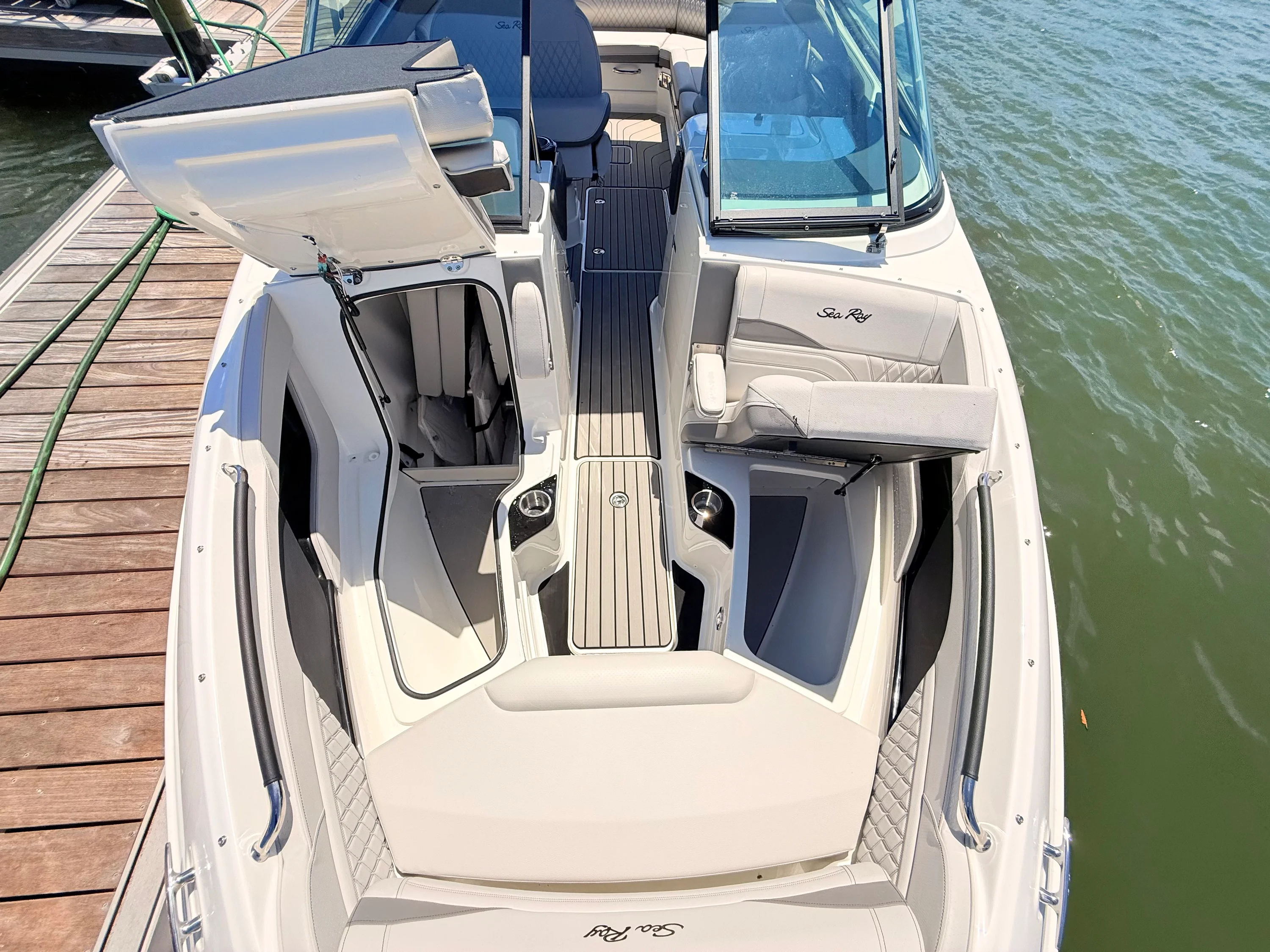 2026 Sea Ray SLX 280 Outboard Image Thumbnail #71