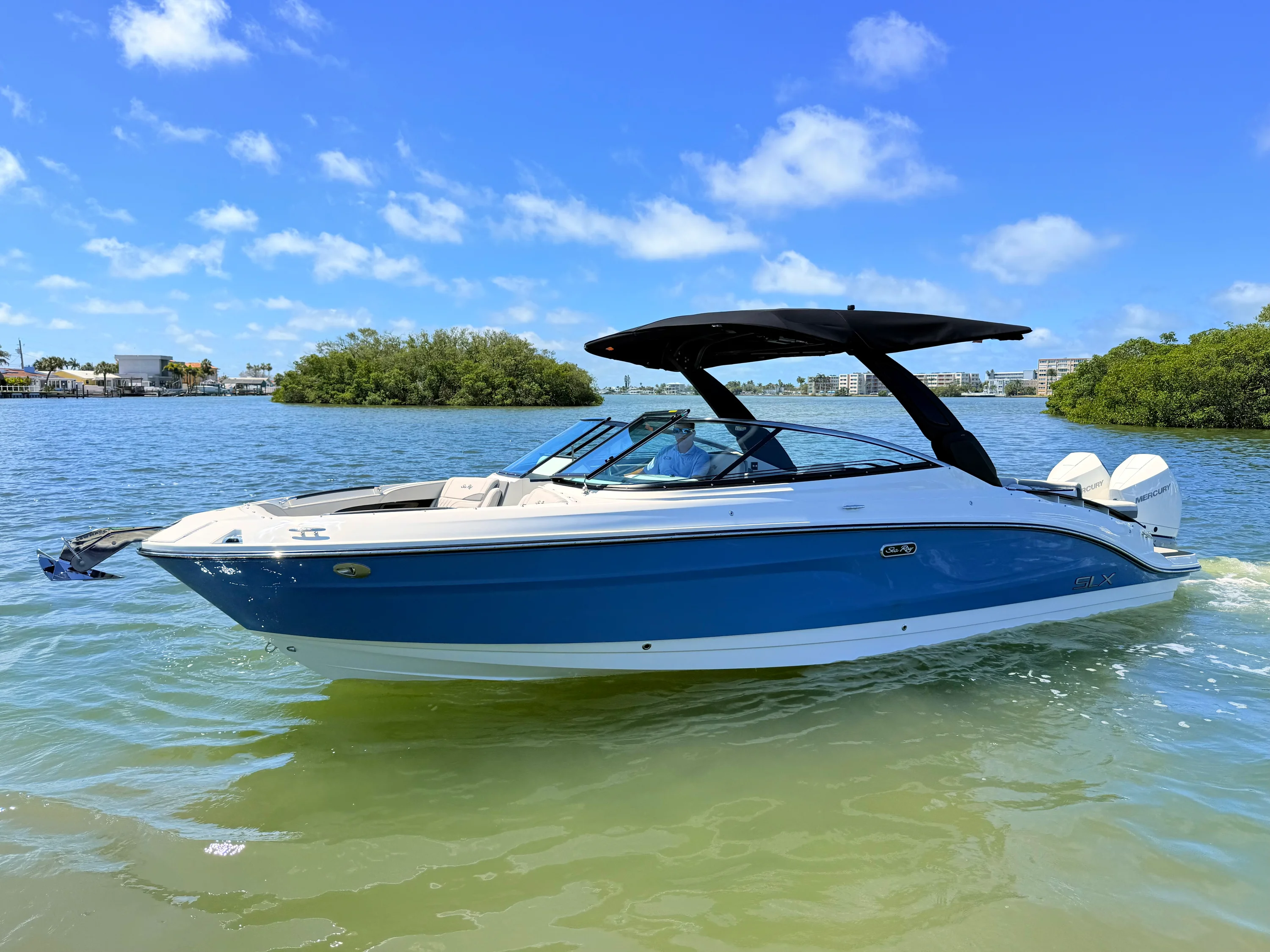 2026 Sea Ray SLX 280 Outboard Image Thumbnail #11