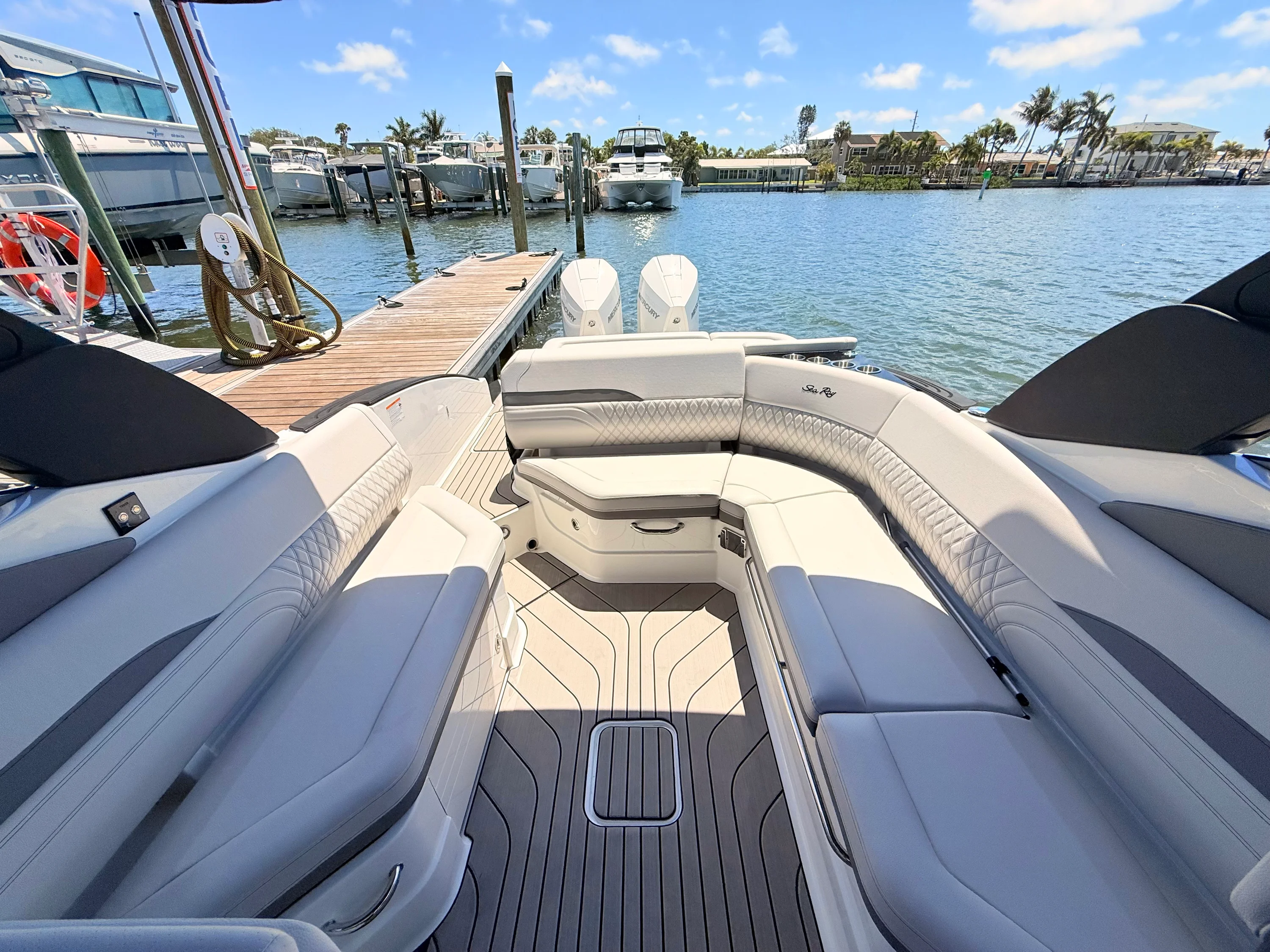 2026 Sea Ray SLX 280 Outboard Image Thumbnail #46