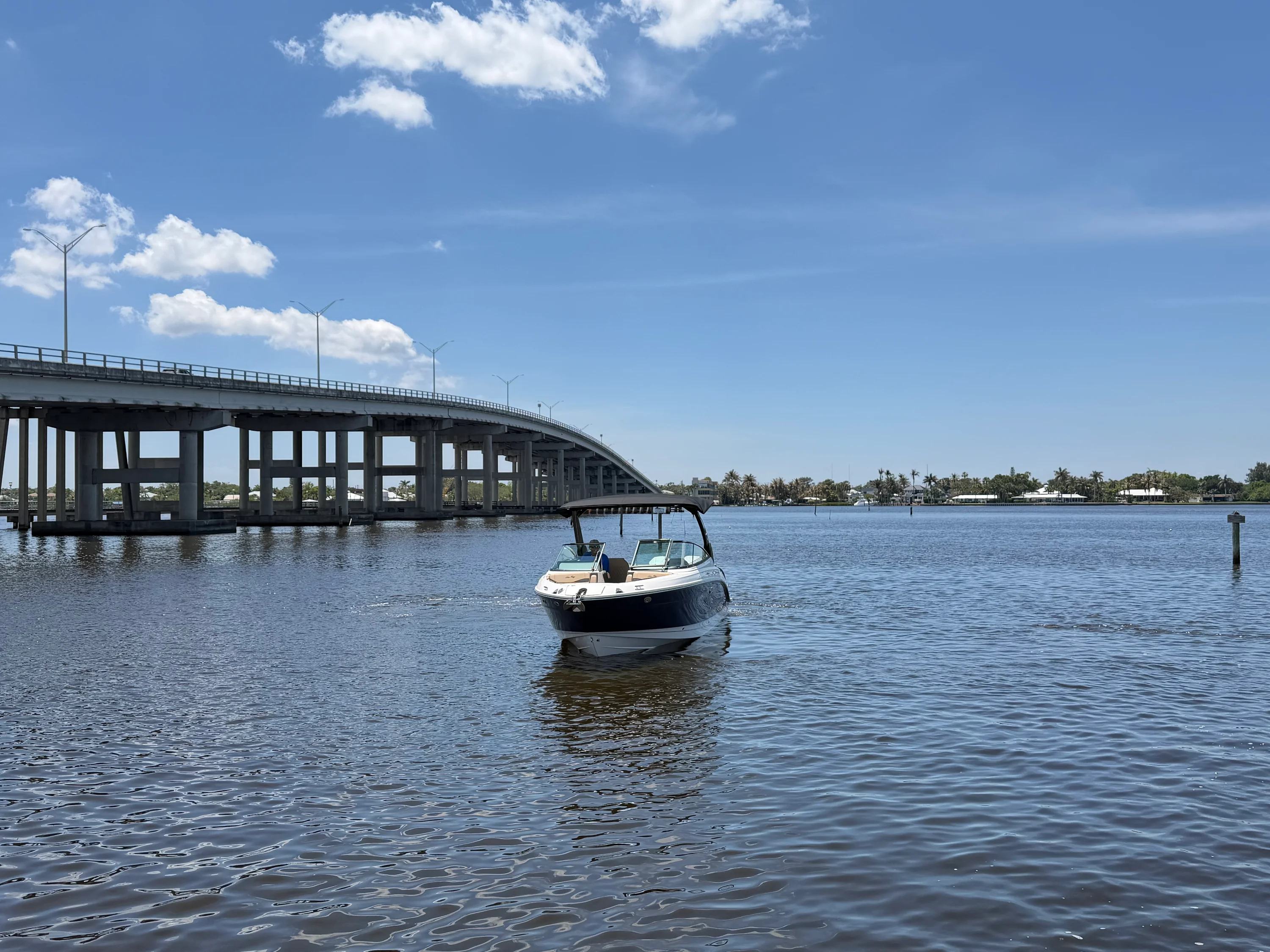 2026 Sea Ray SLX 280 Outboard Image Thumbnail #4