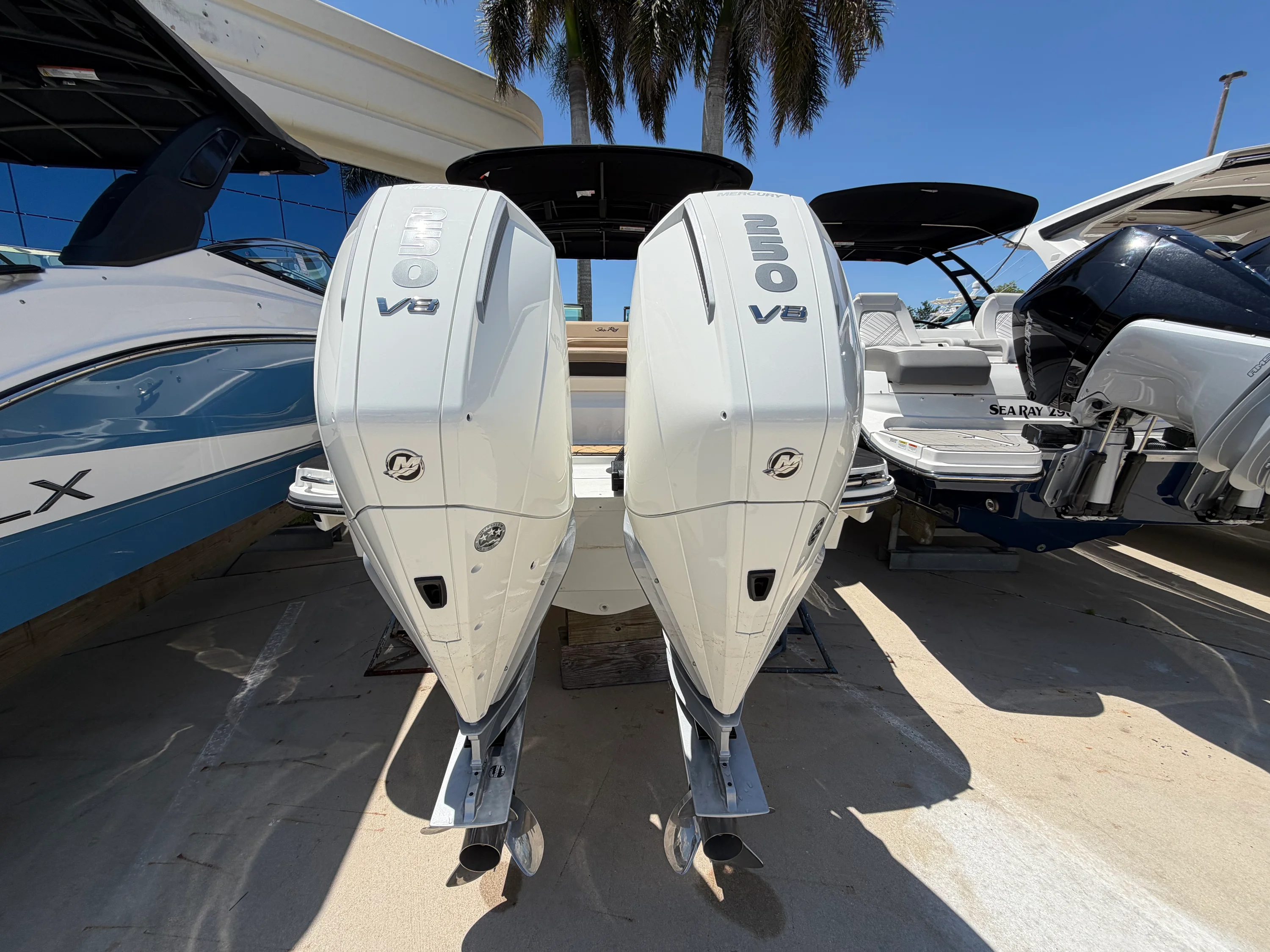 2026 Sea Ray SLX 280 Outboard Image Thumbnail #44