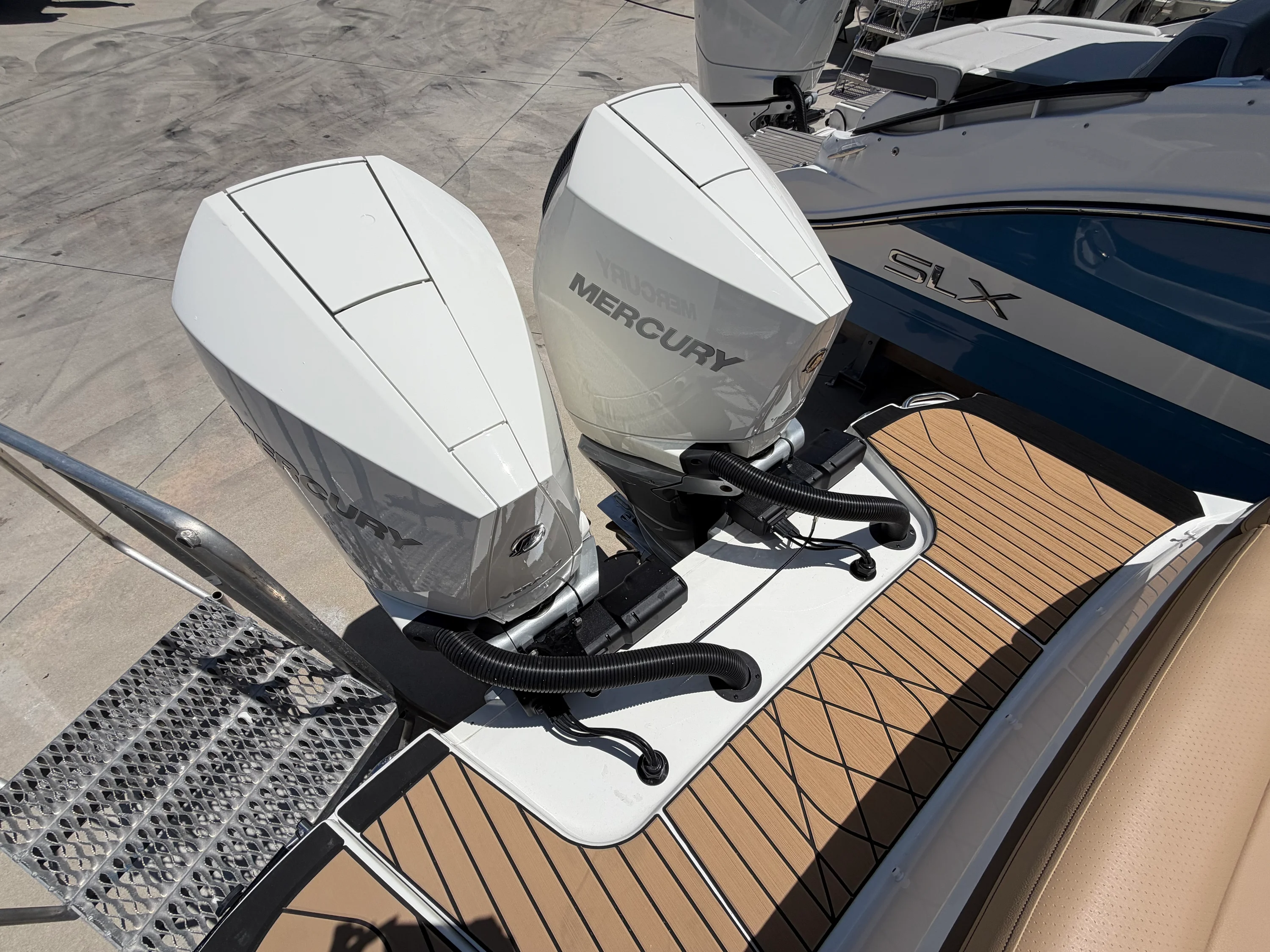 2026 Sea Ray SLX 280 Outboard Image Thumbnail #45