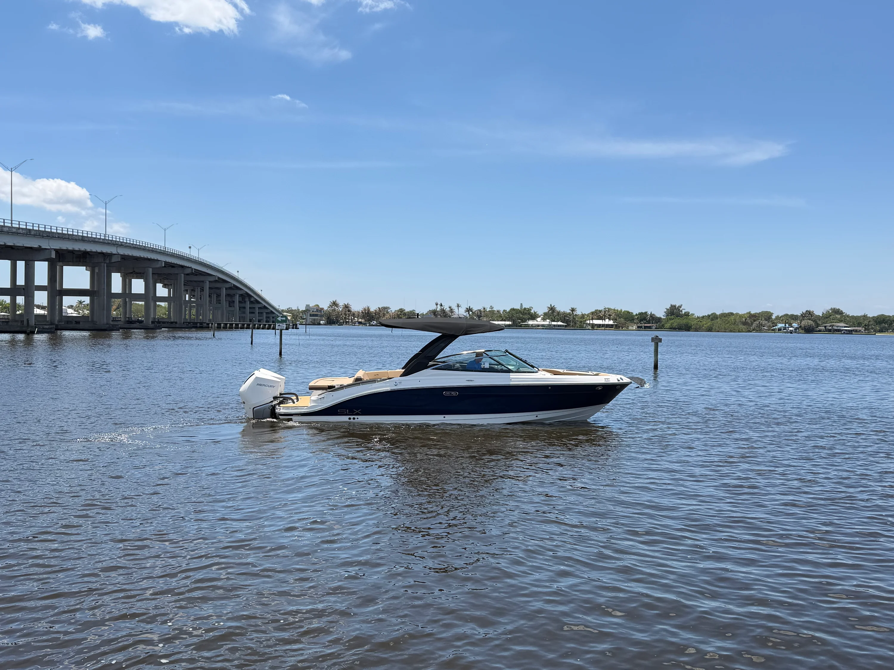 2026 Sea Ray SLX 280 Outboard Image Thumbnail #0