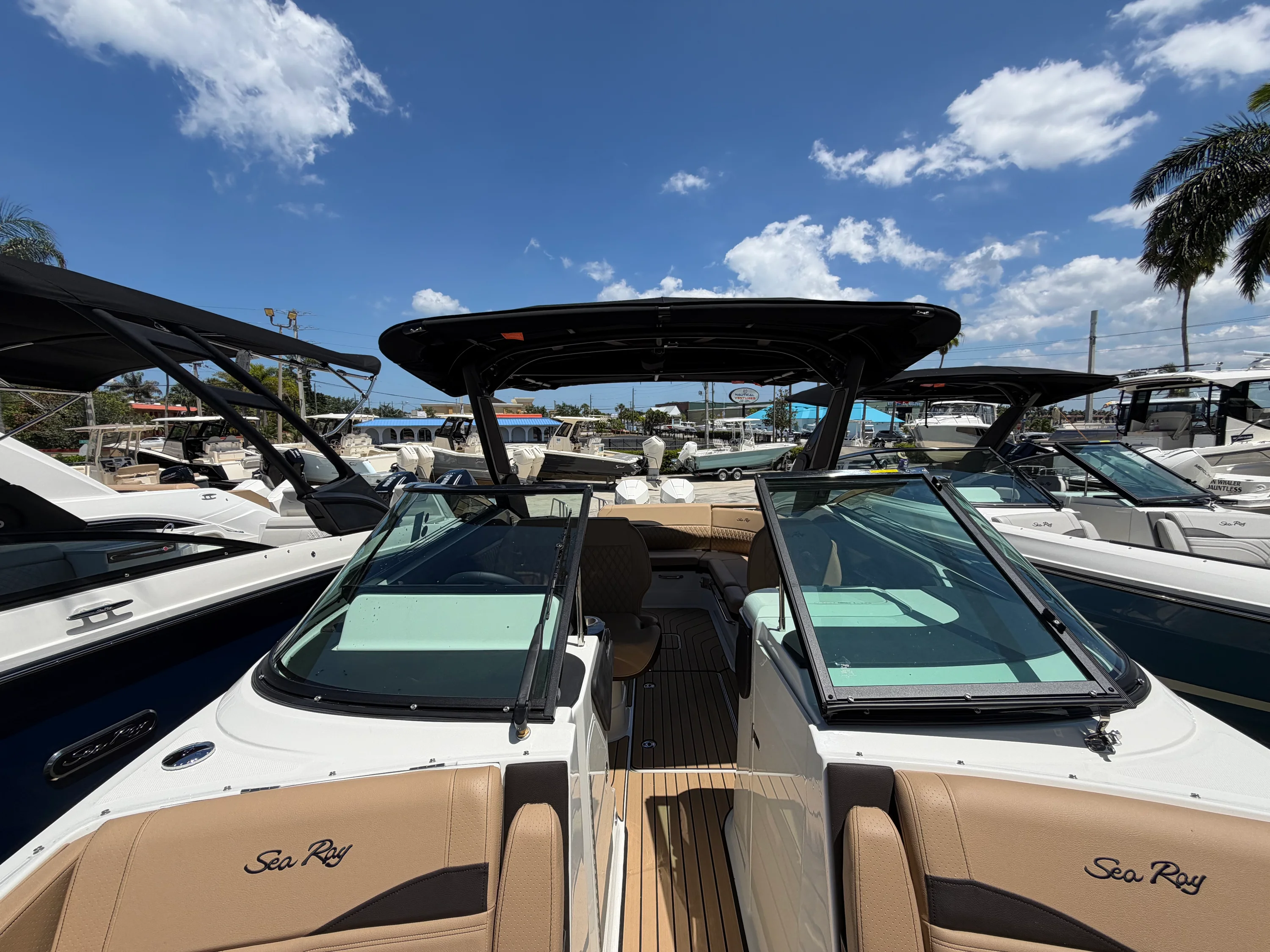 2026 Sea Ray SLX 280 Outboard Image Thumbnail #43