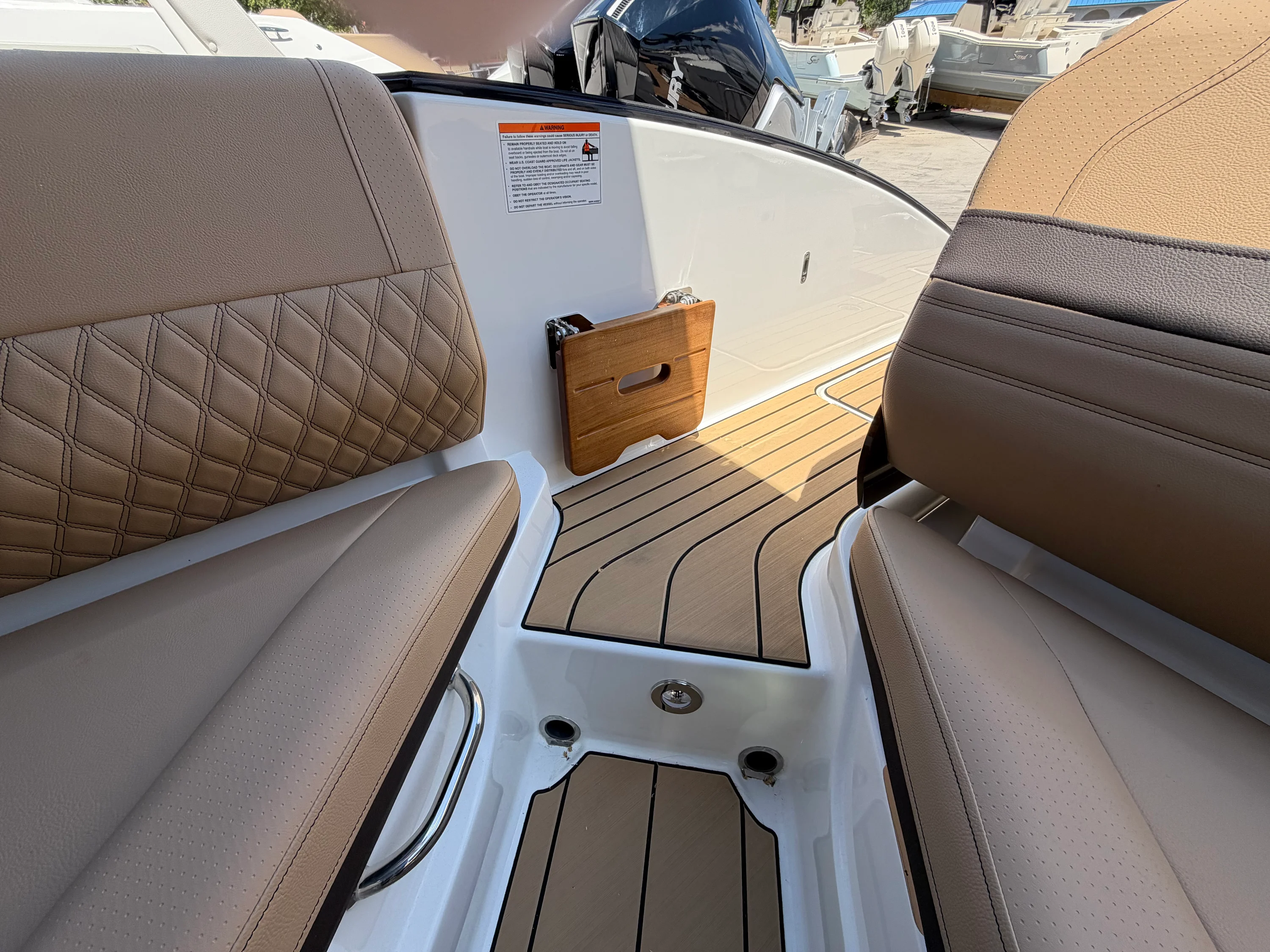 2026 Sea Ray SLX 280 Outboard Image Thumbnail #19