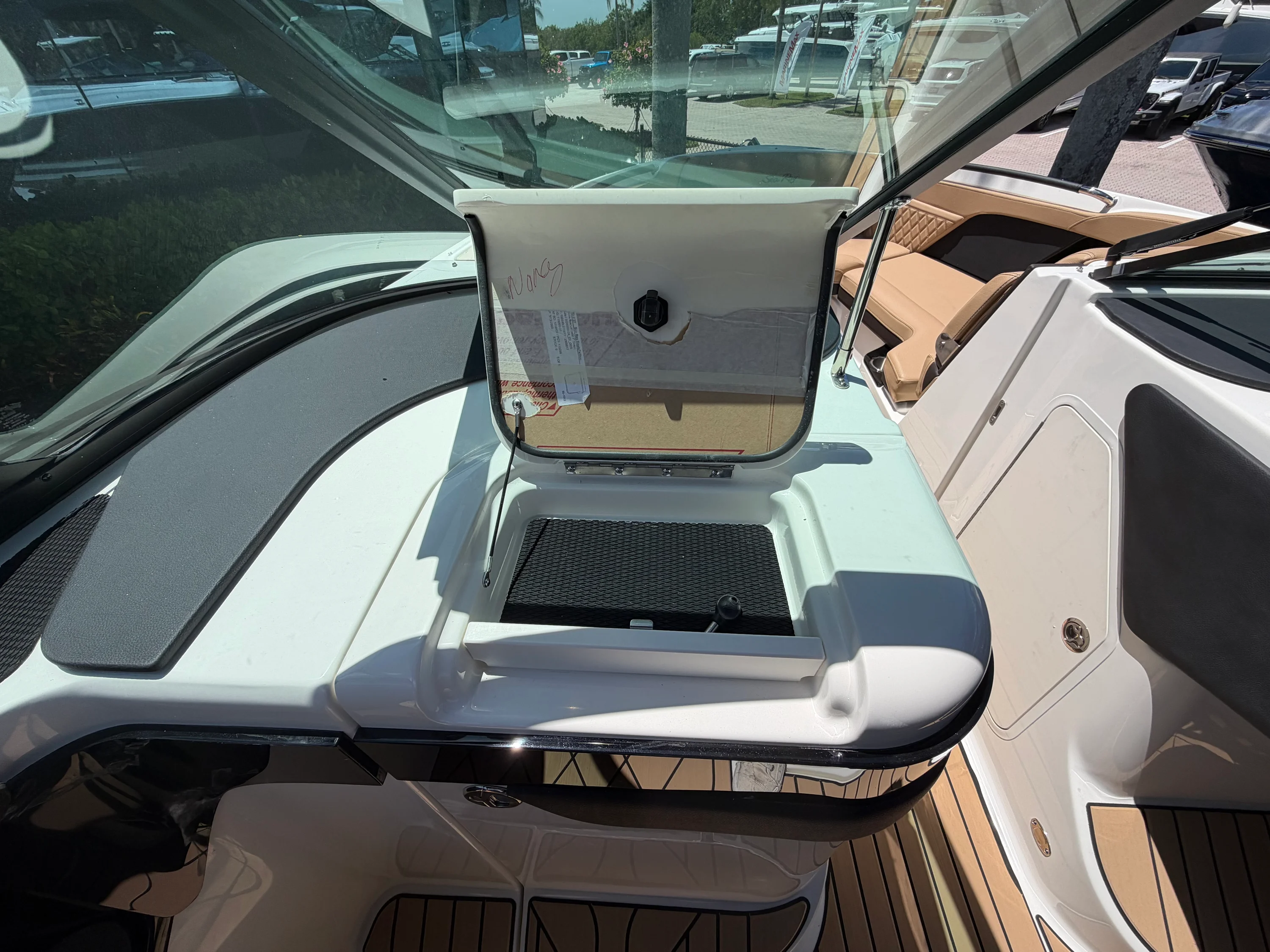 2026 Sea Ray SLX 280 Outboard Image Thumbnail #34