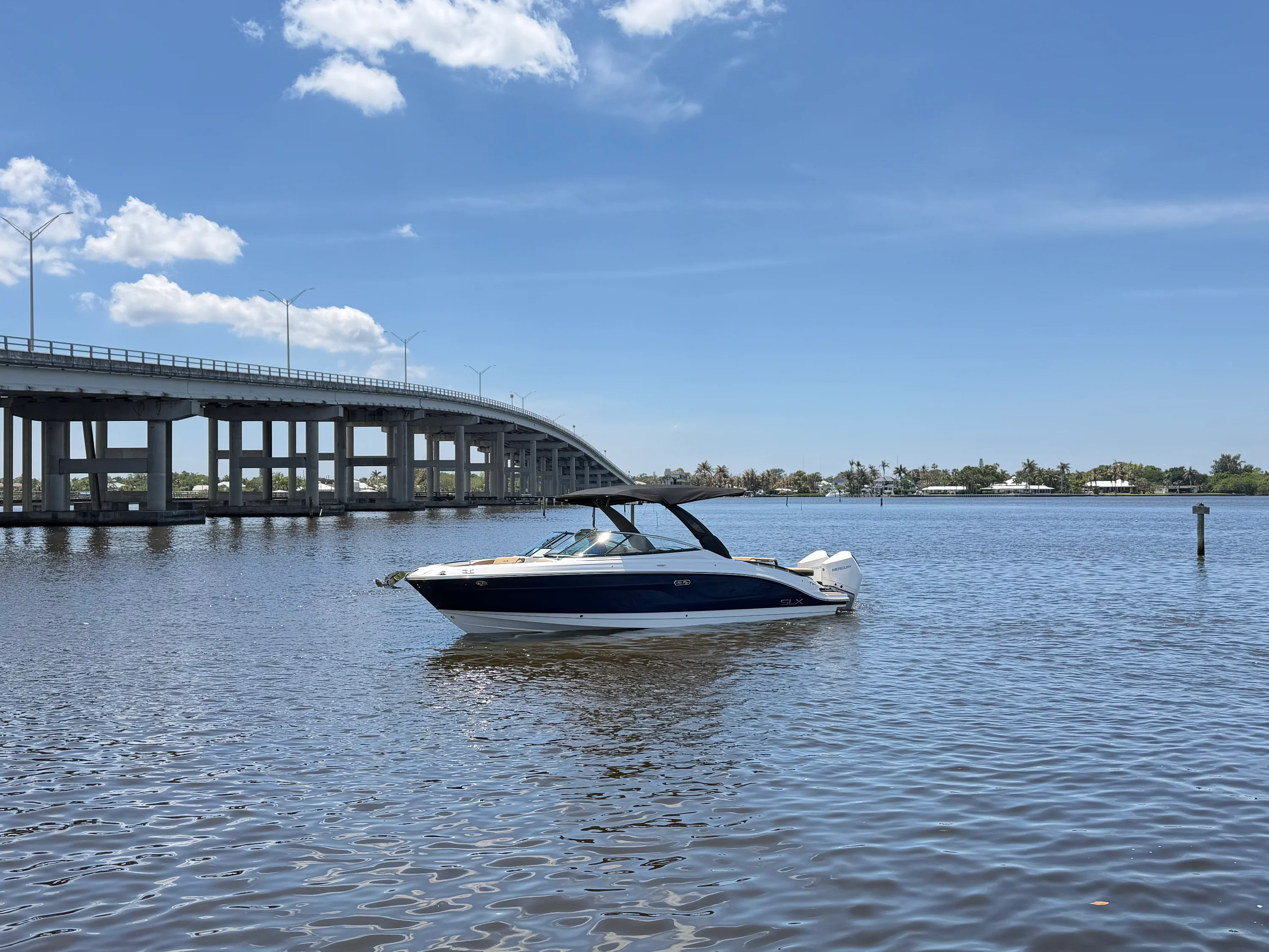 2026 Sea Ray SLX 280 Outboard Image Thumbnail #6