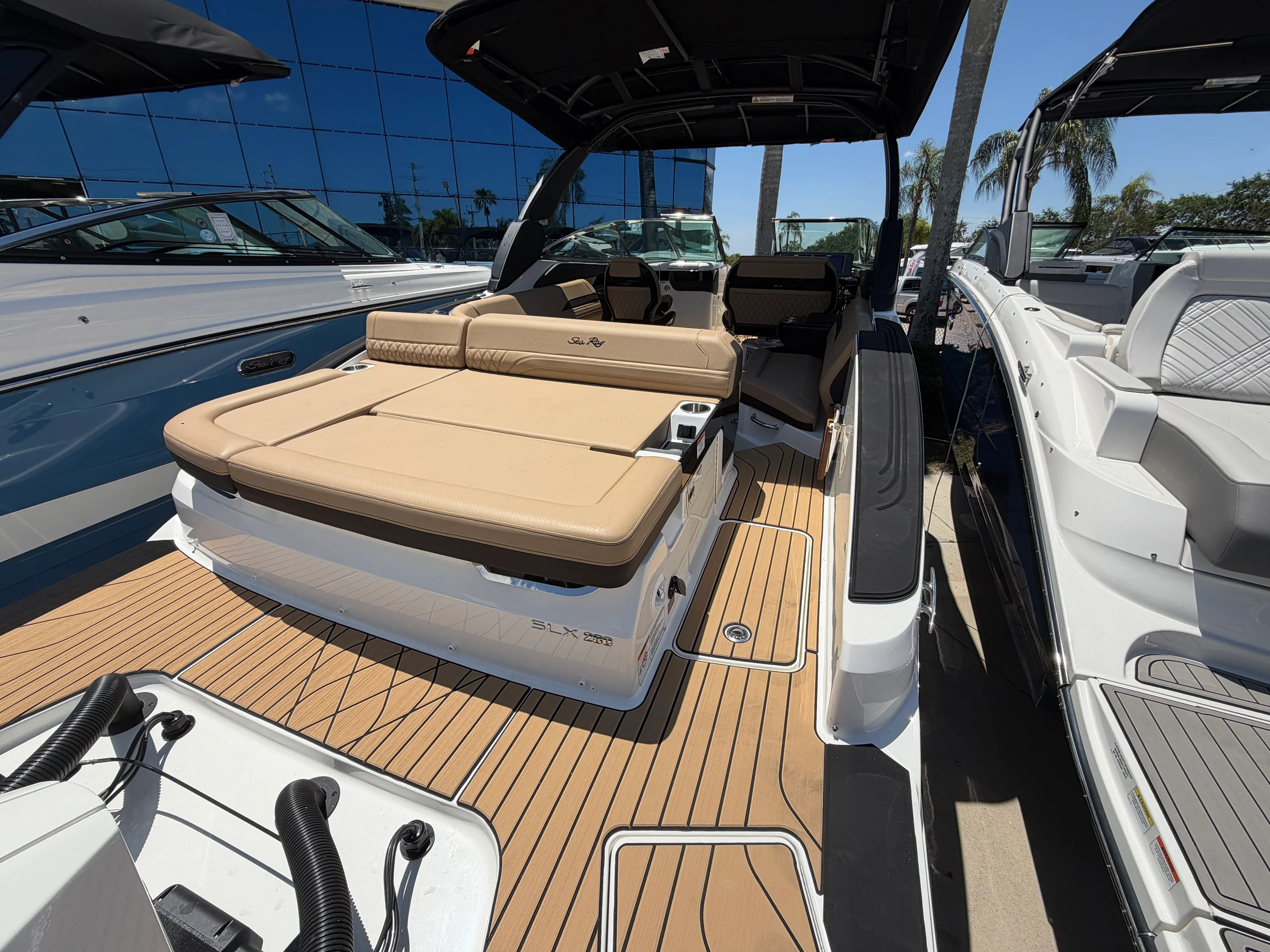 2026 Sea Ray SLX 280 Outboard Image Thumbnail #10