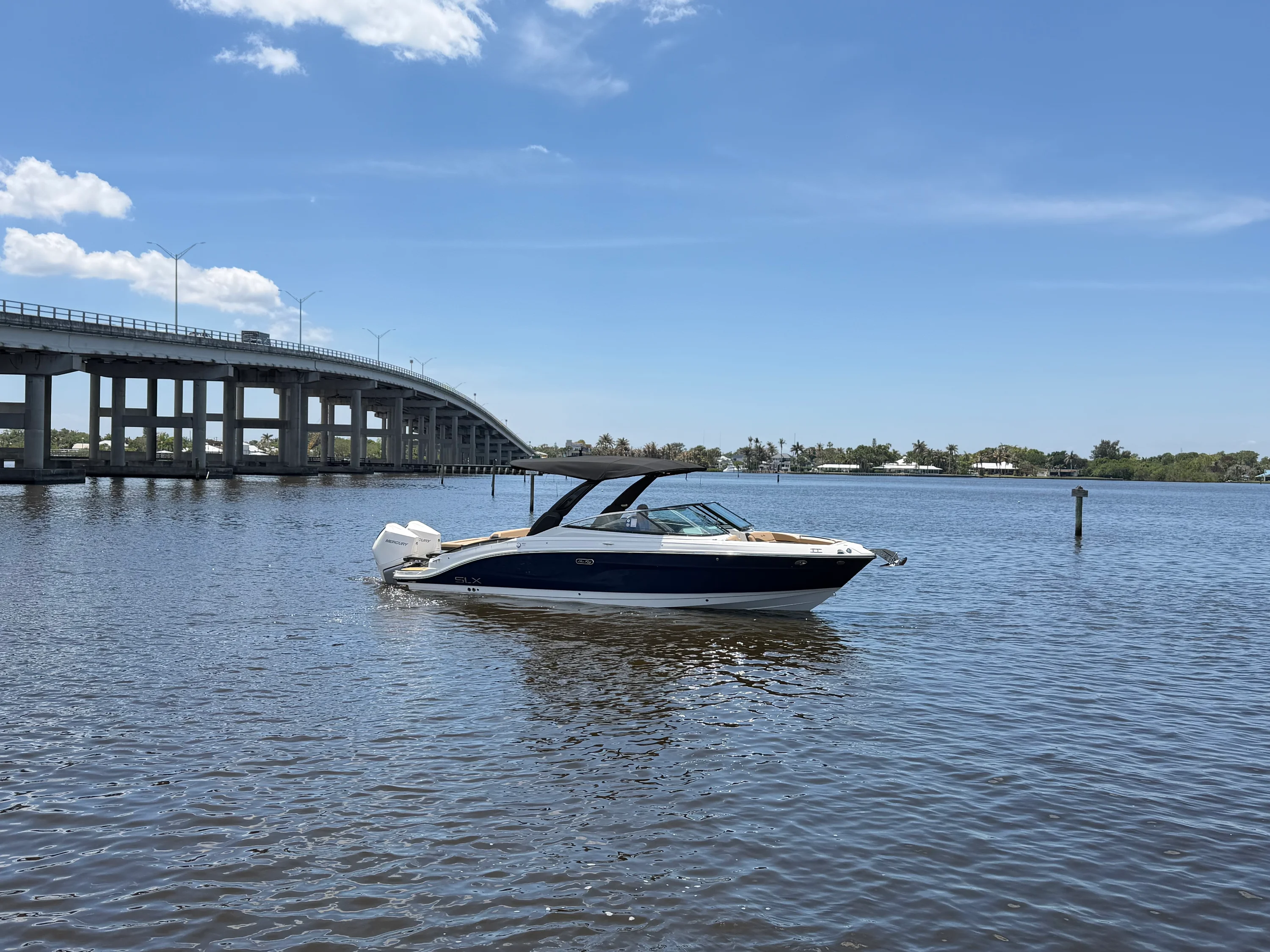 2026 Sea Ray SLX 280 Outboard Image Thumbnail #2