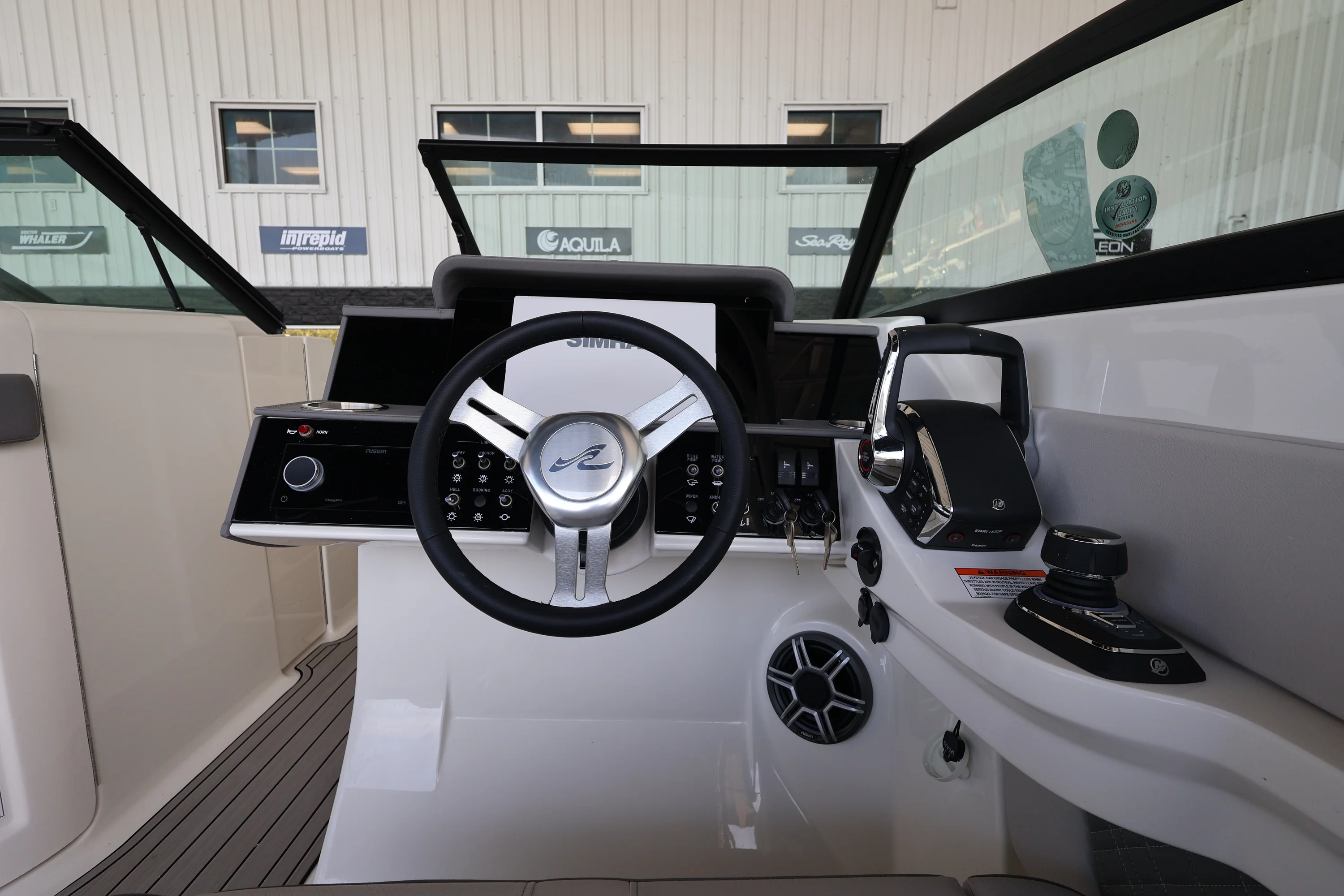 2026 Sea Ray SDX 290 Outboard Image Thumbnail #25