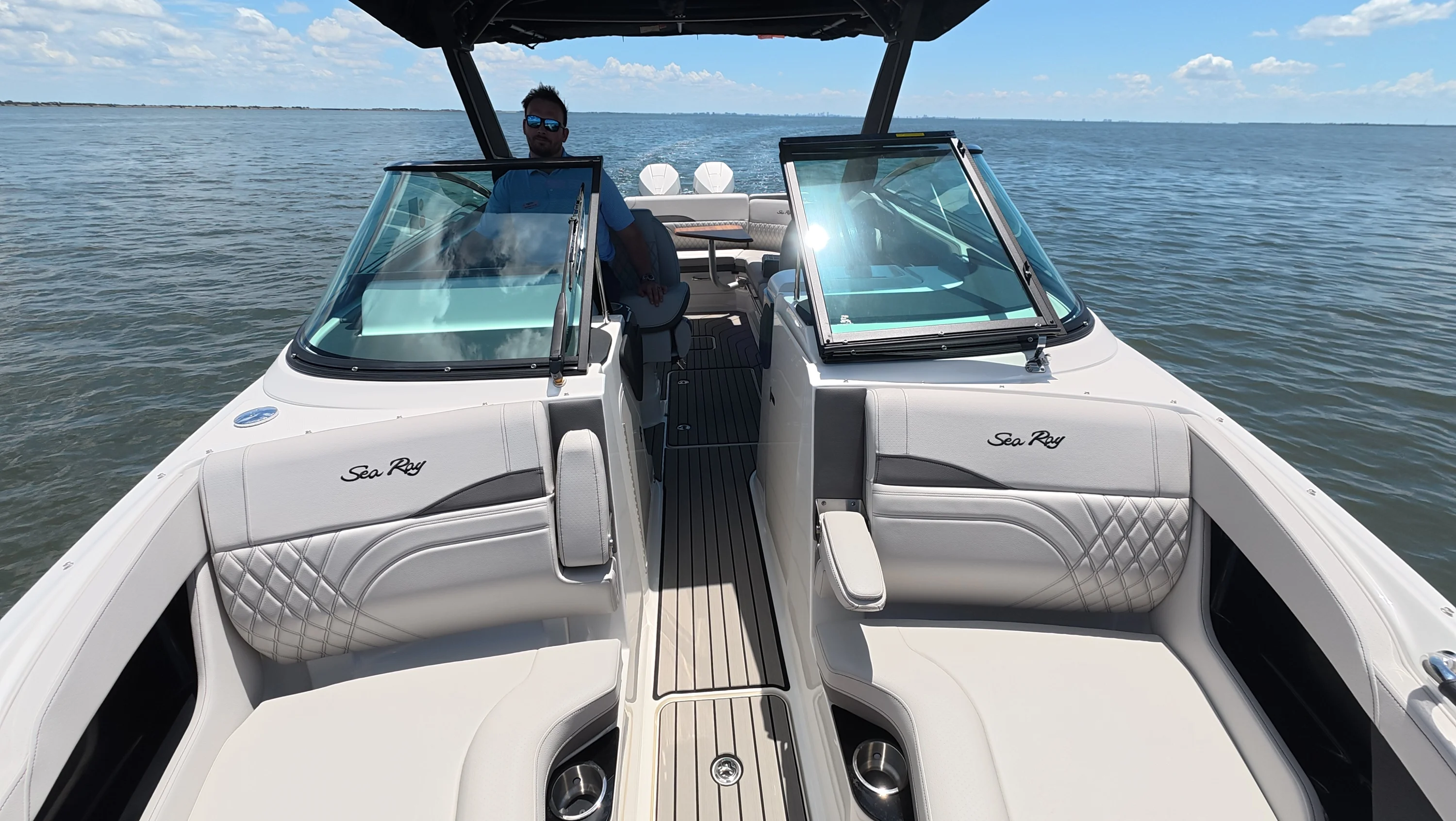 2026 Sea Ray SLX 280 Outboard Image Thumbnail #17