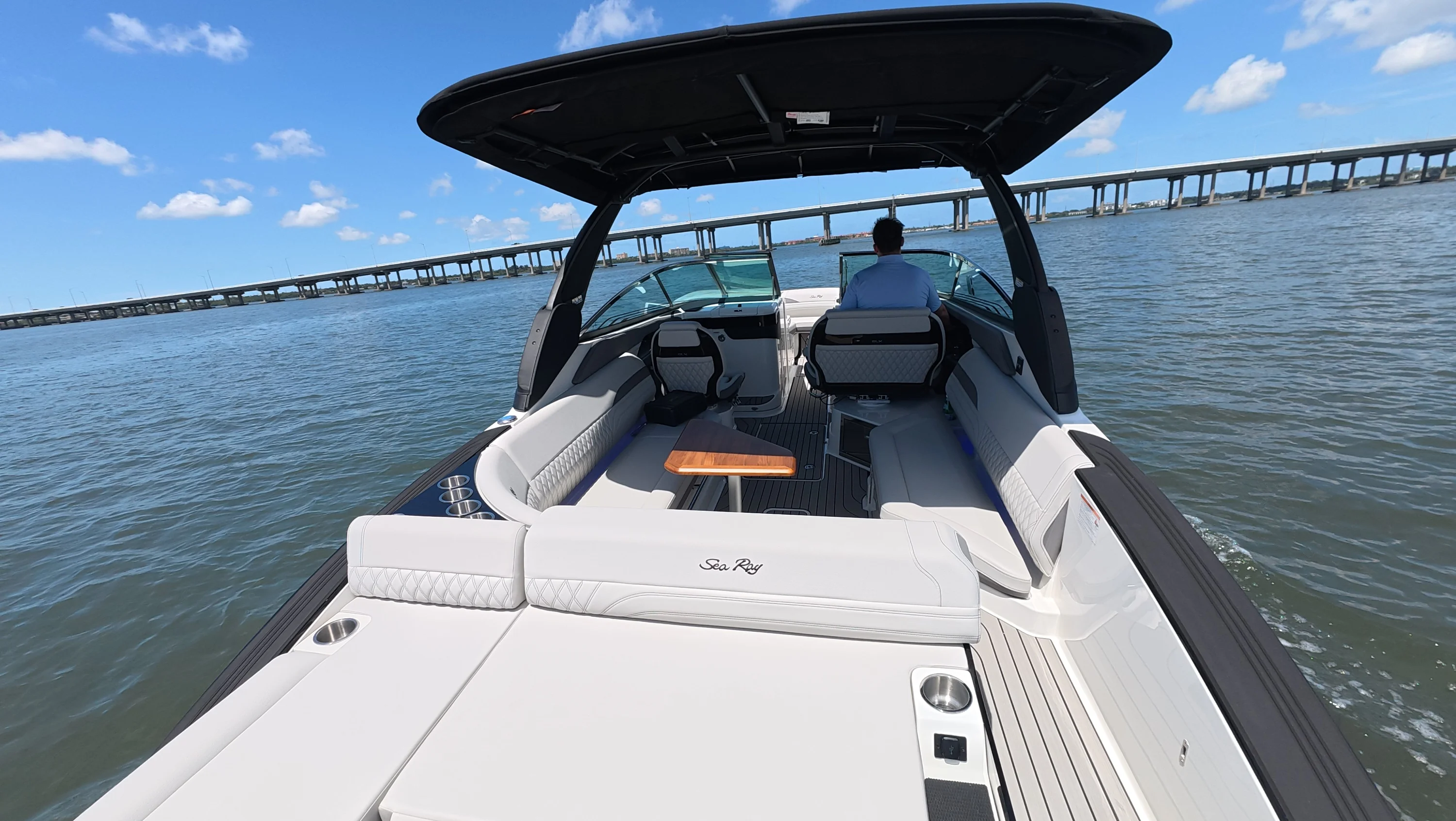 2026 Sea Ray SLX 280 Outboard Image Thumbnail #9
