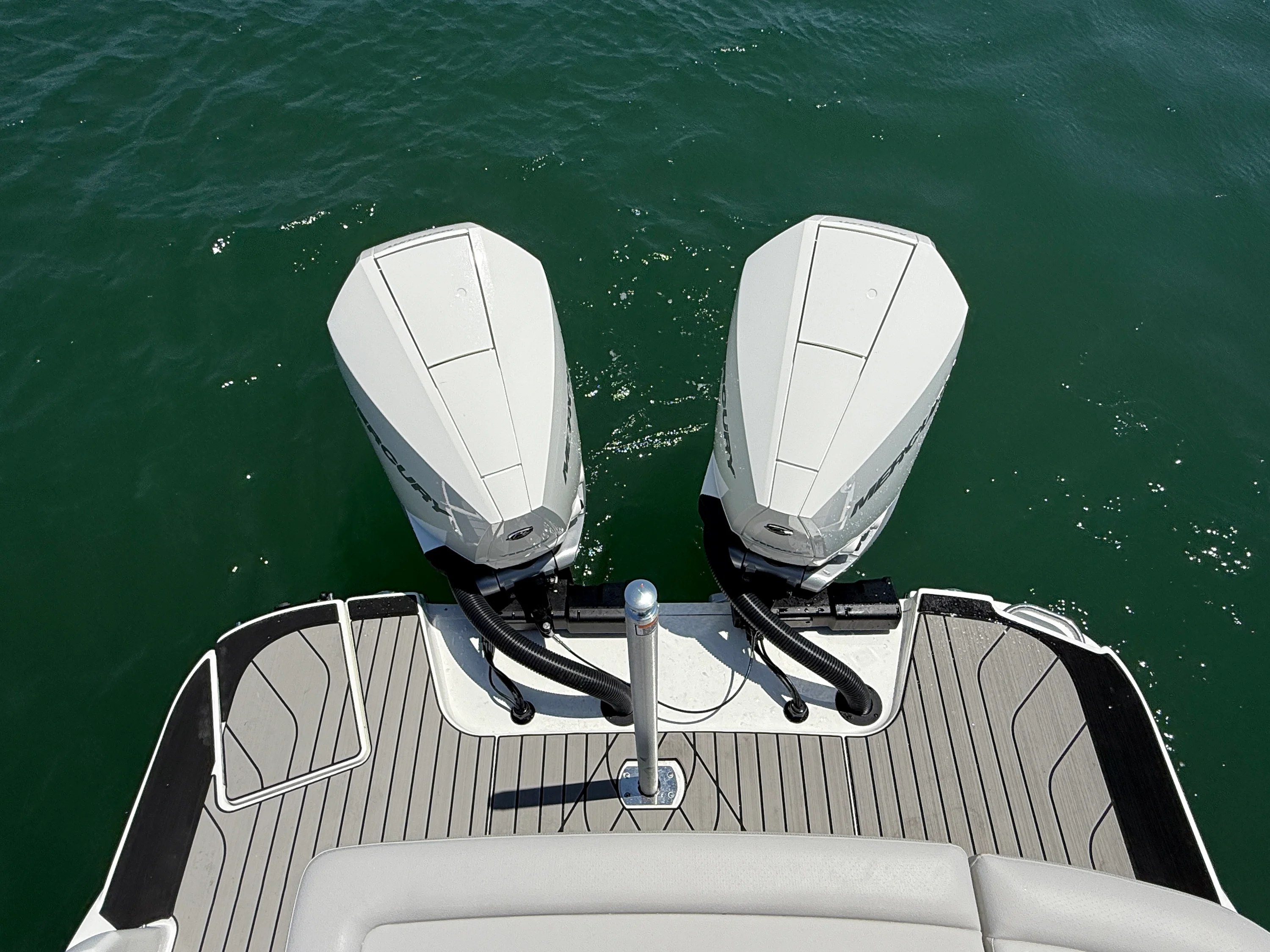 2026 Sea Ray SLX 280 Outboard Image Thumbnail #6