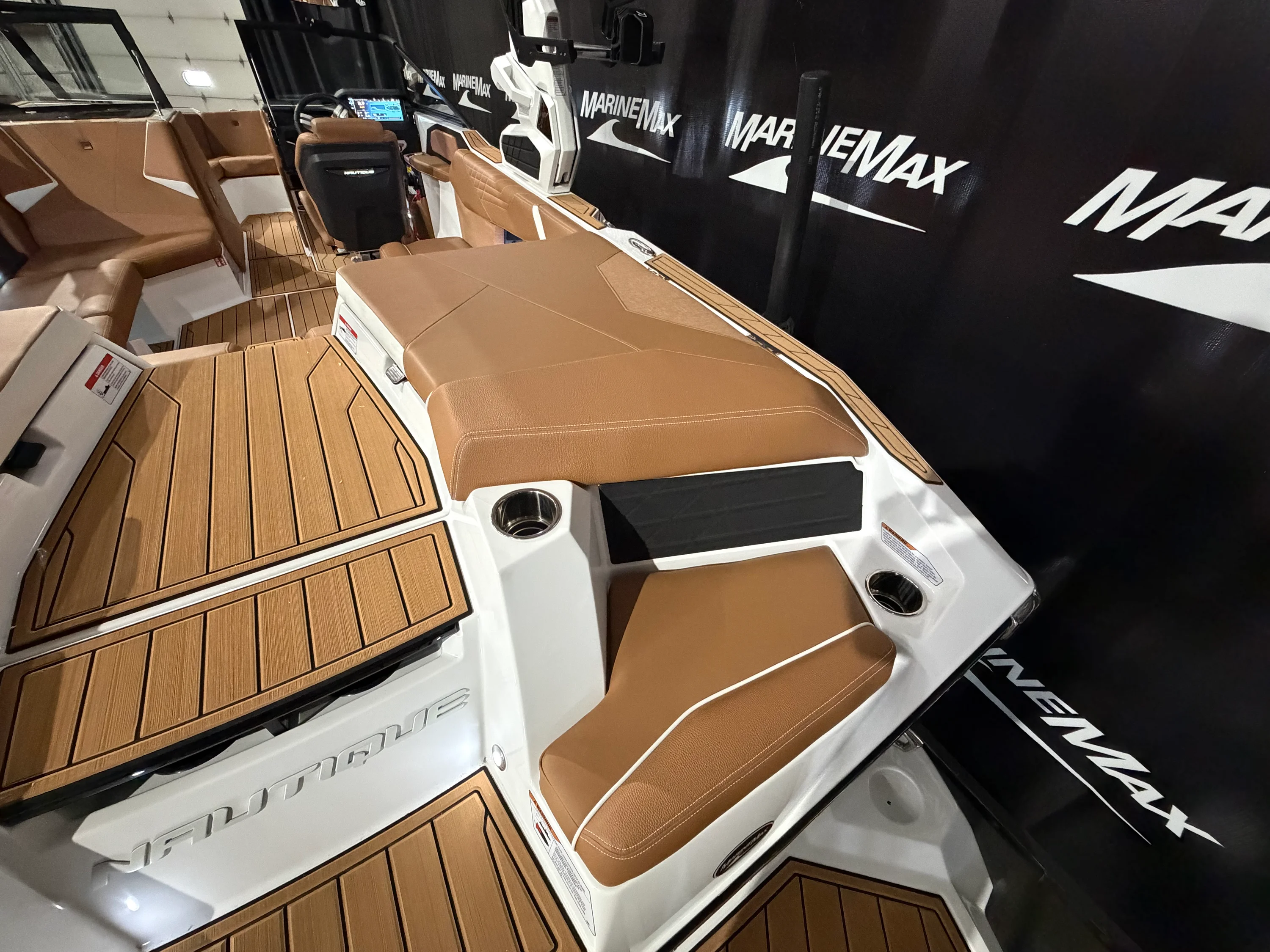 2026 Nautique Super Air Nautique S21 Image Thumbnail #12