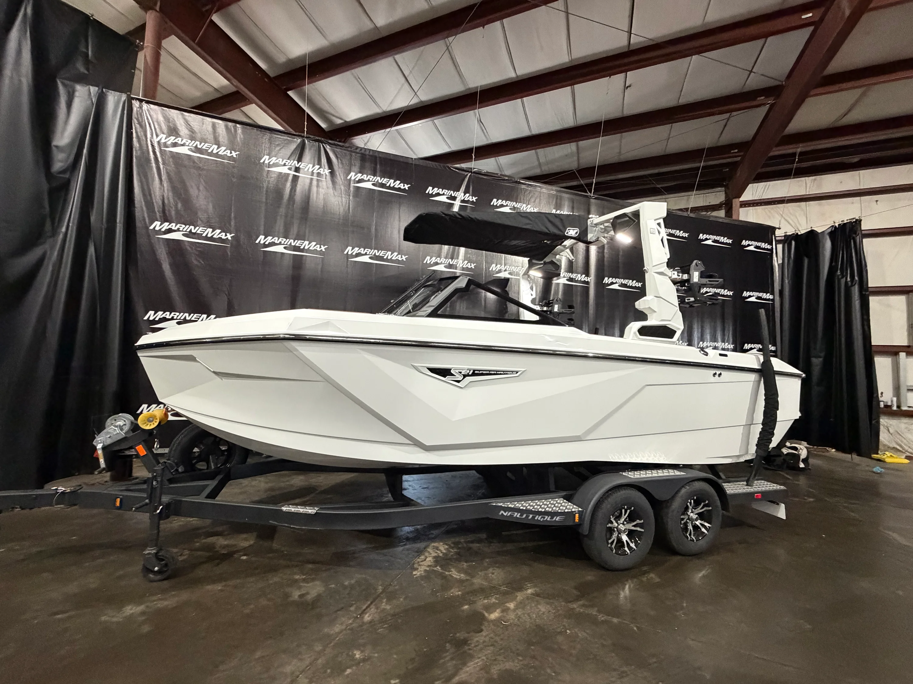 2026 Nautique Super Air Nautique S21 Image Thumbnail #0