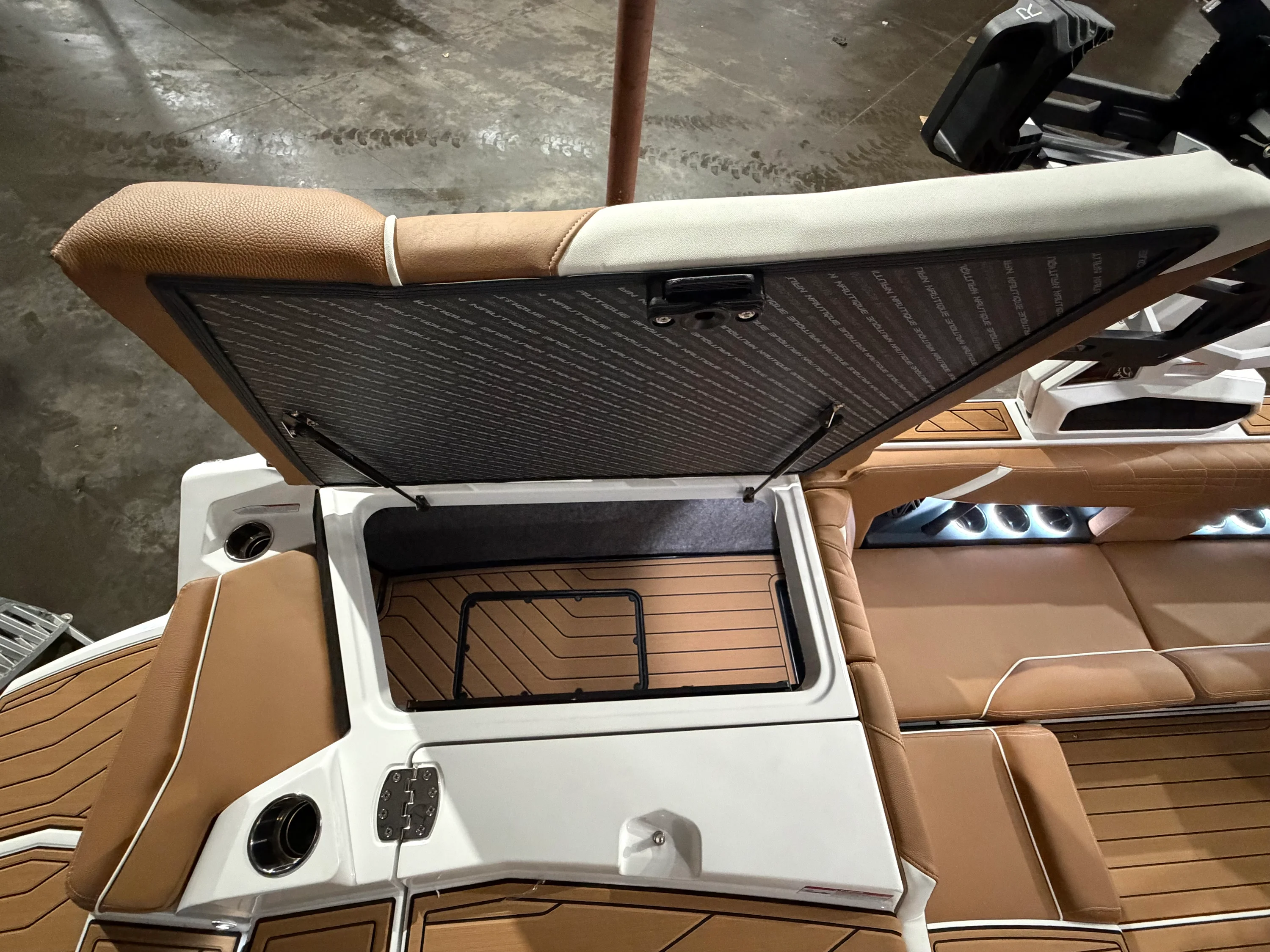2026 Nautique Super Air Nautique S21 Image Thumbnail #20
