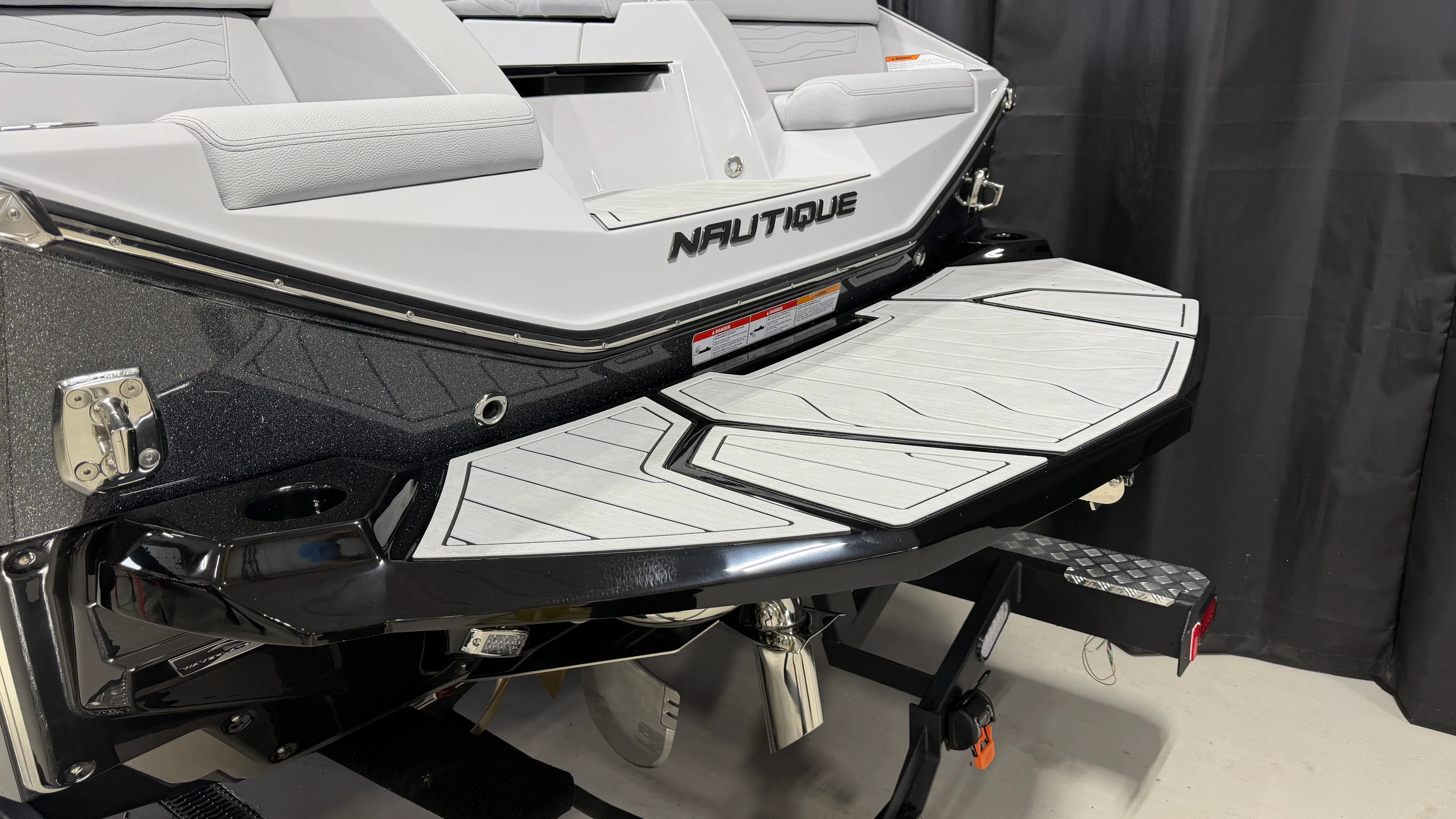 2026 Nautique Super Air Nautique G23 Image Thumbnail #9