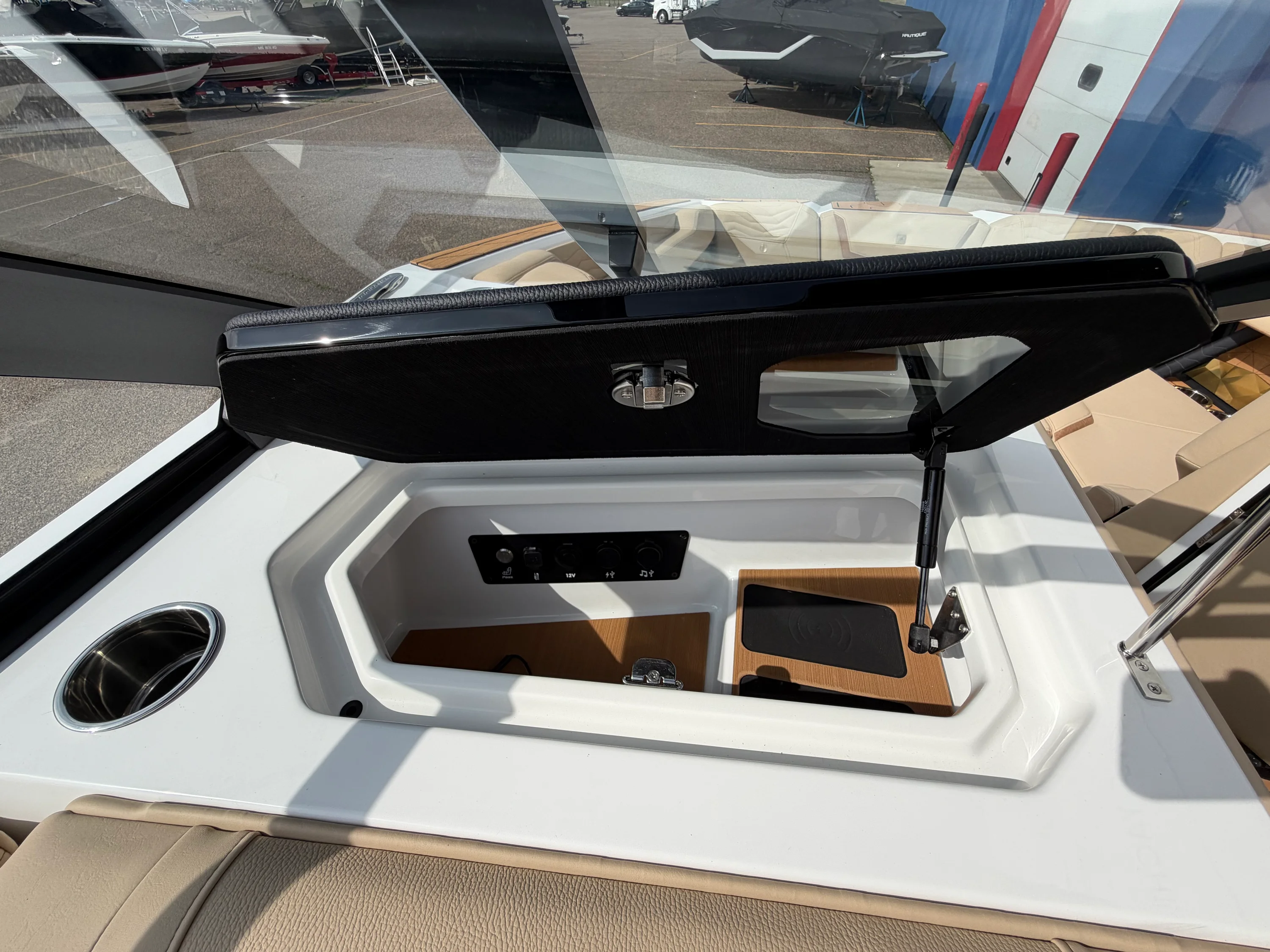 2026 Nautique Super Air Nautique G23 Image Thumbnail #28
