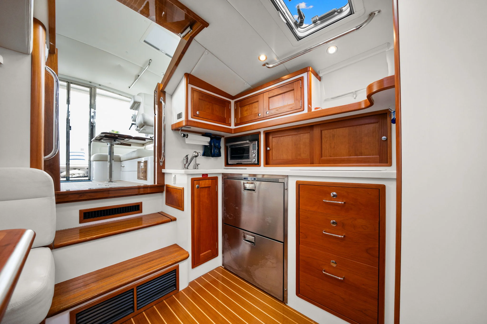 2021 MJM 43ZI Image Thumbnail #36