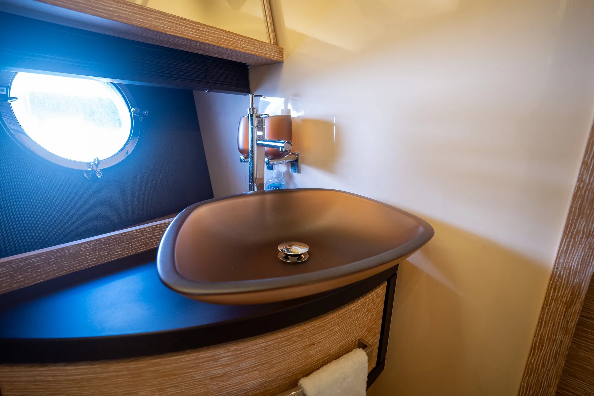 2014 Azimut AZ64 FLY Image Thumbnail #7