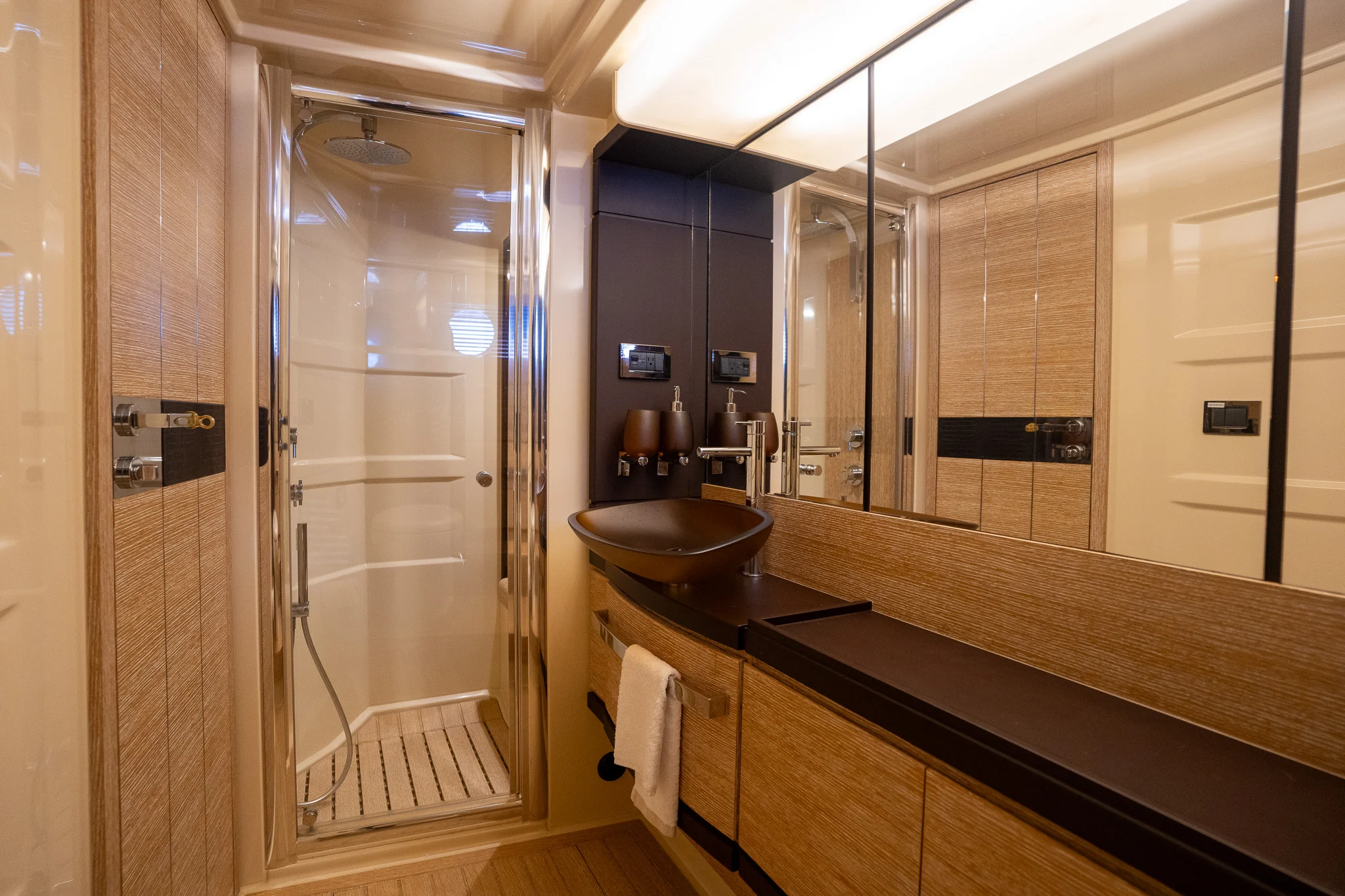 2014 Azimut AZ64 FLY Image Thumbnail #17