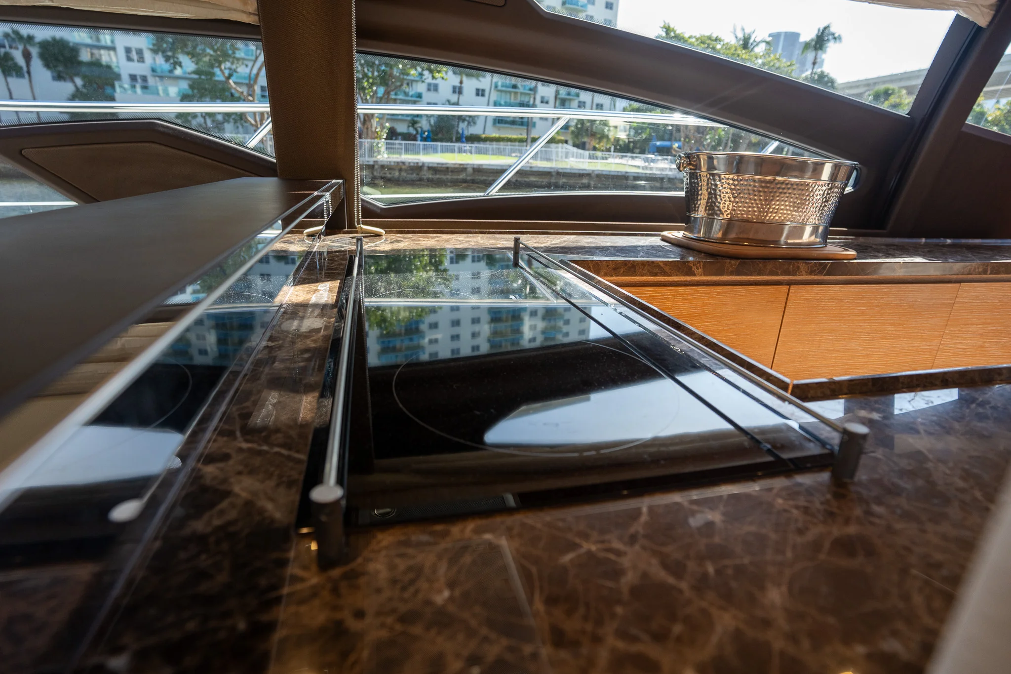 2014 Azimut AZ64 FLY Image Thumbnail #32